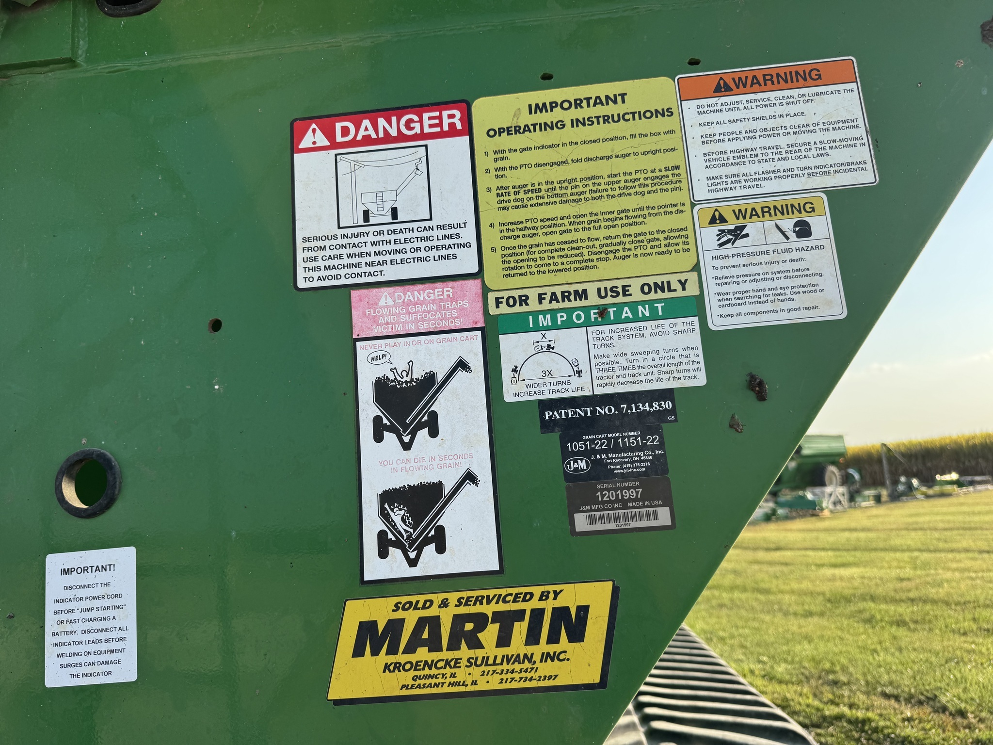 2012 J&M 1051-22 Grain Cart