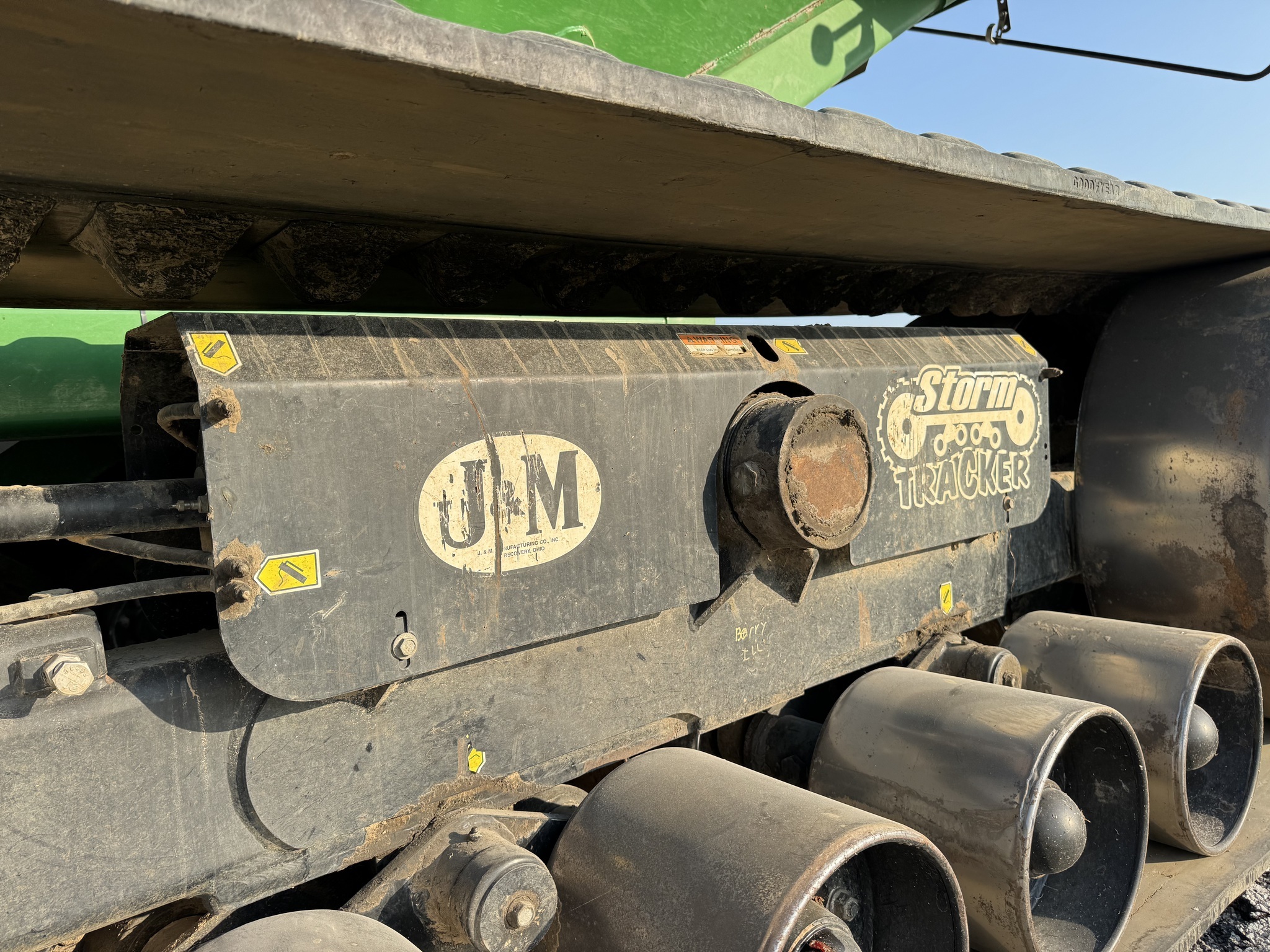2012 J&M 1051-22 Grain Cart