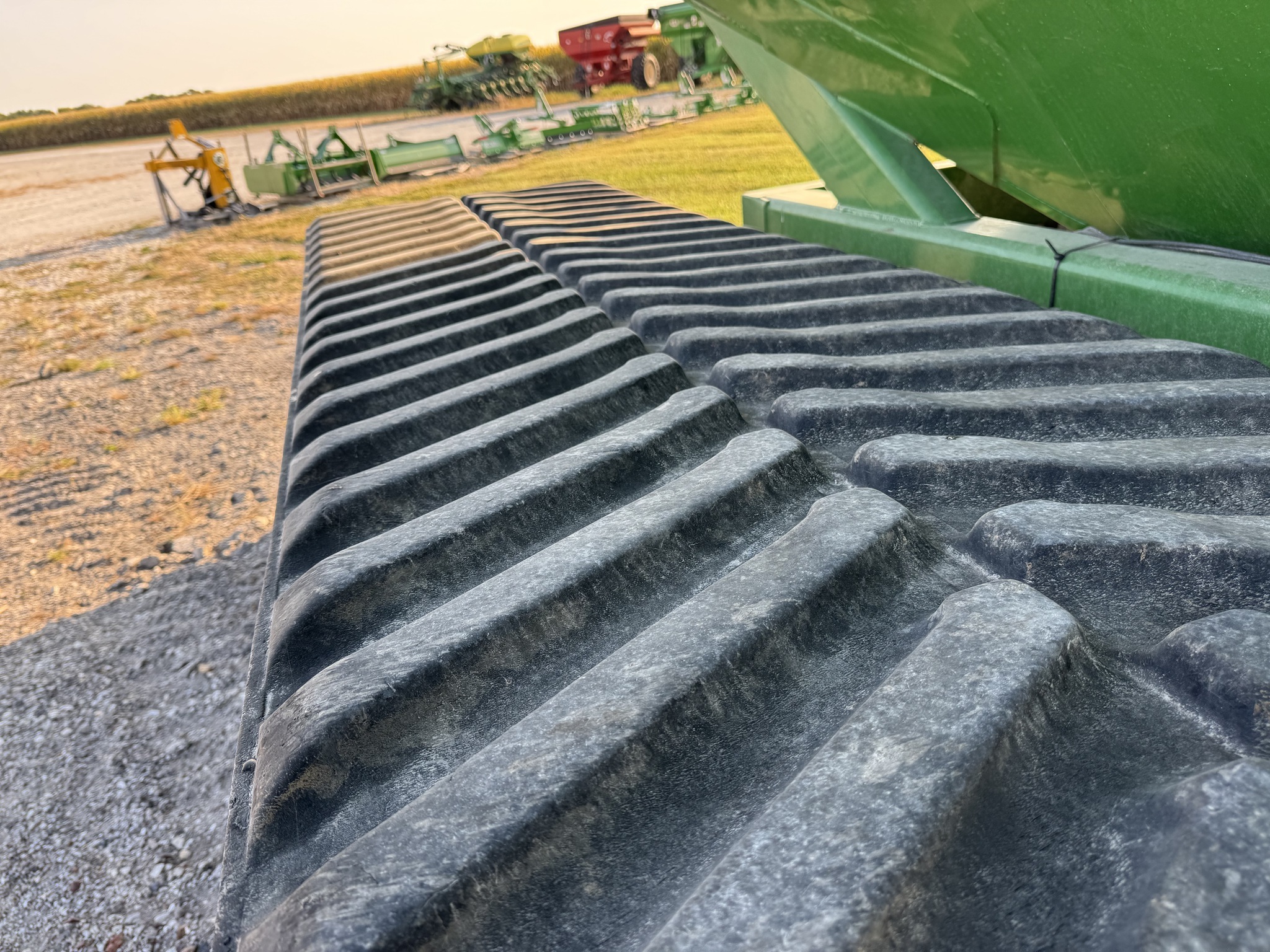 2012 J&M 1051-22 Grain Cart