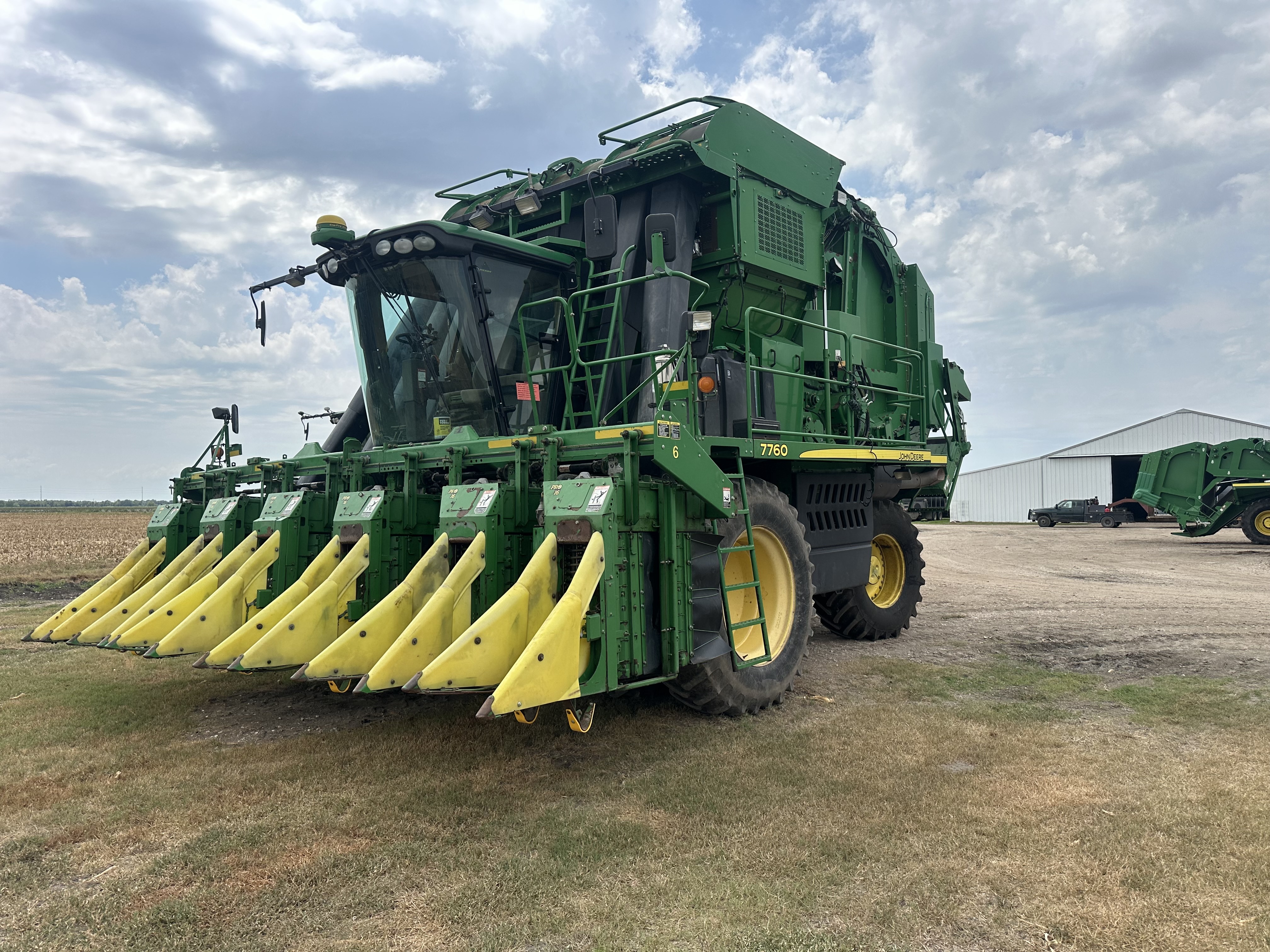 2012 John Deere 7760 Cotton Equipment