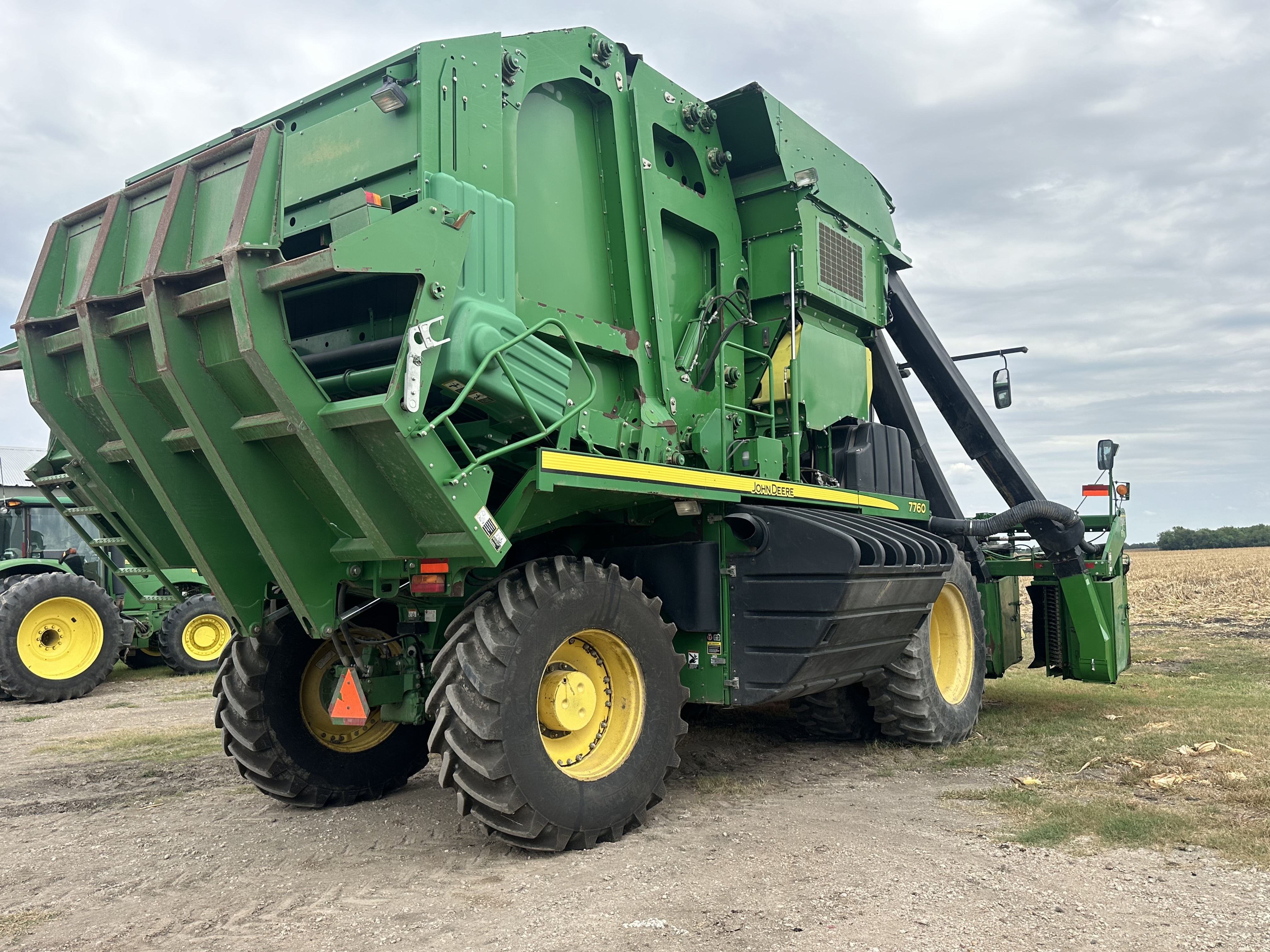 2012 John Deere 7760 Cotton Equipment