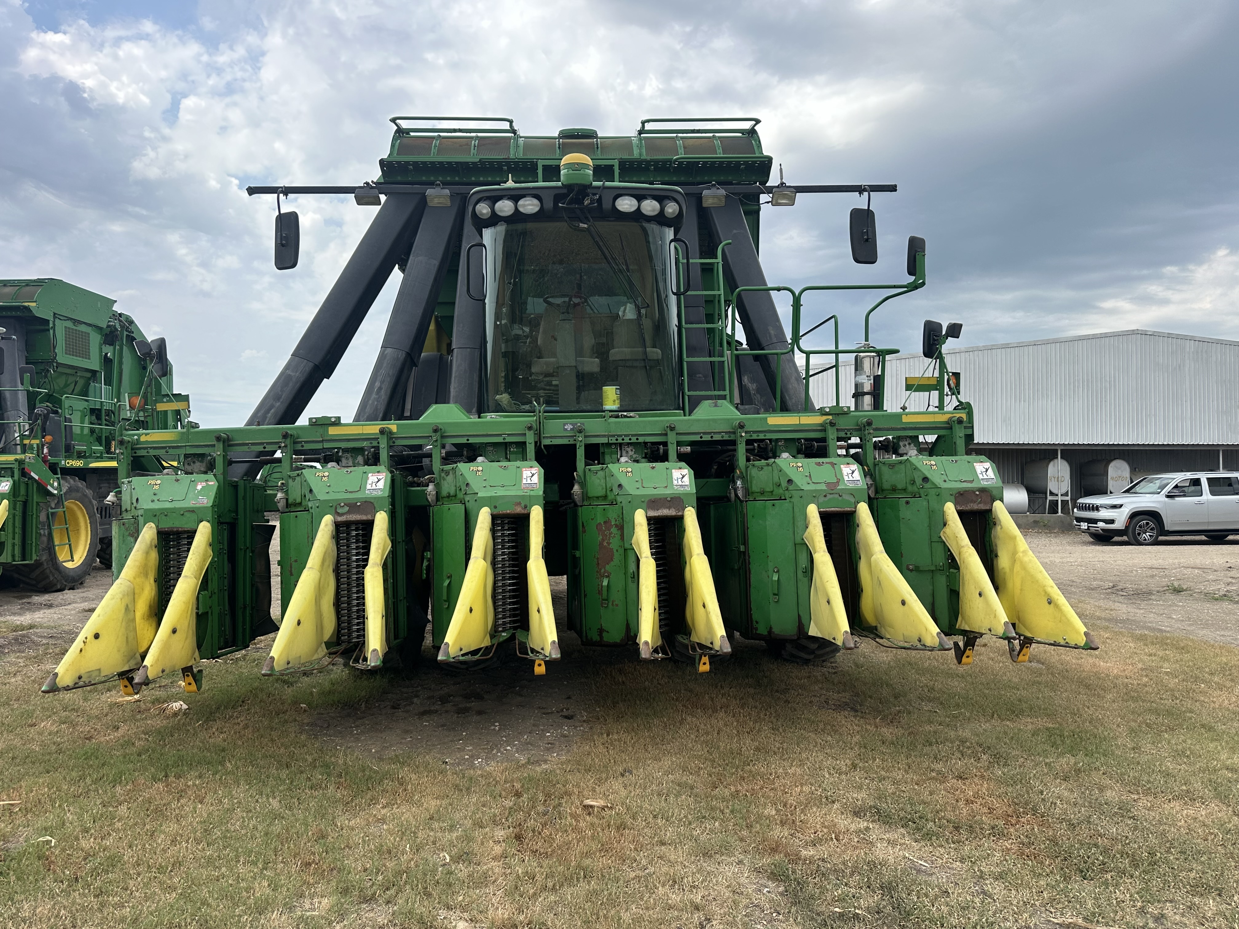 2012 John Deere 7760 Cotton Equipment
