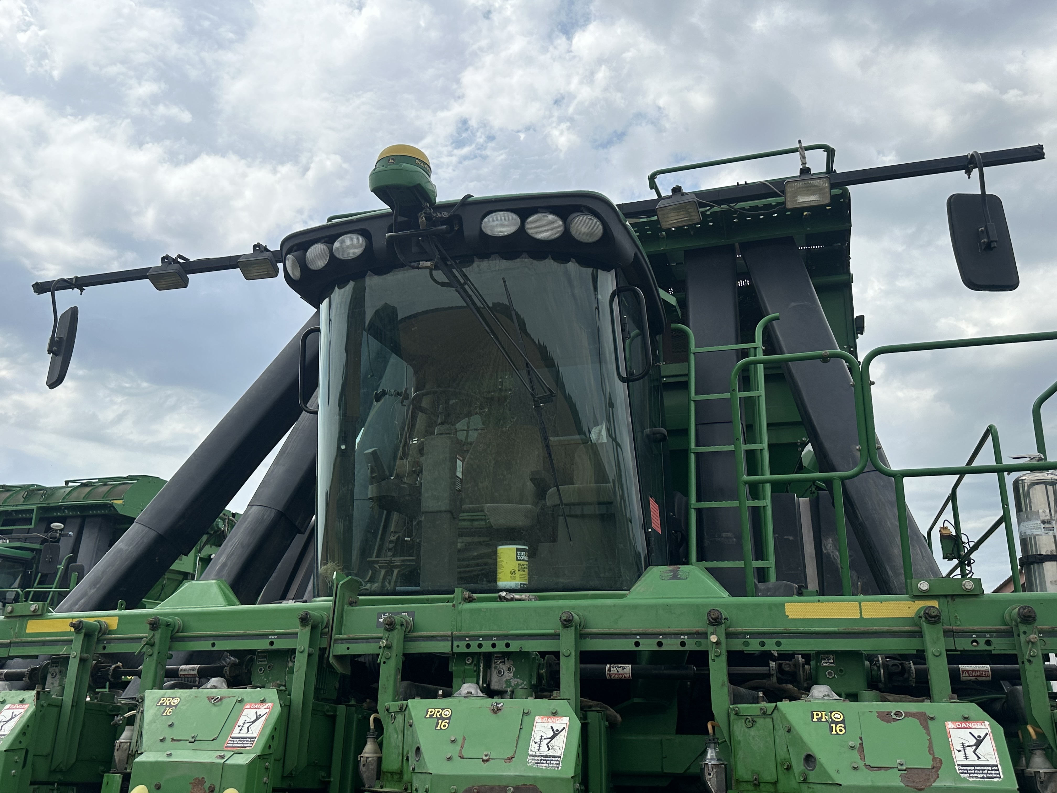 2012 John Deere 7760 Cotton Equipment