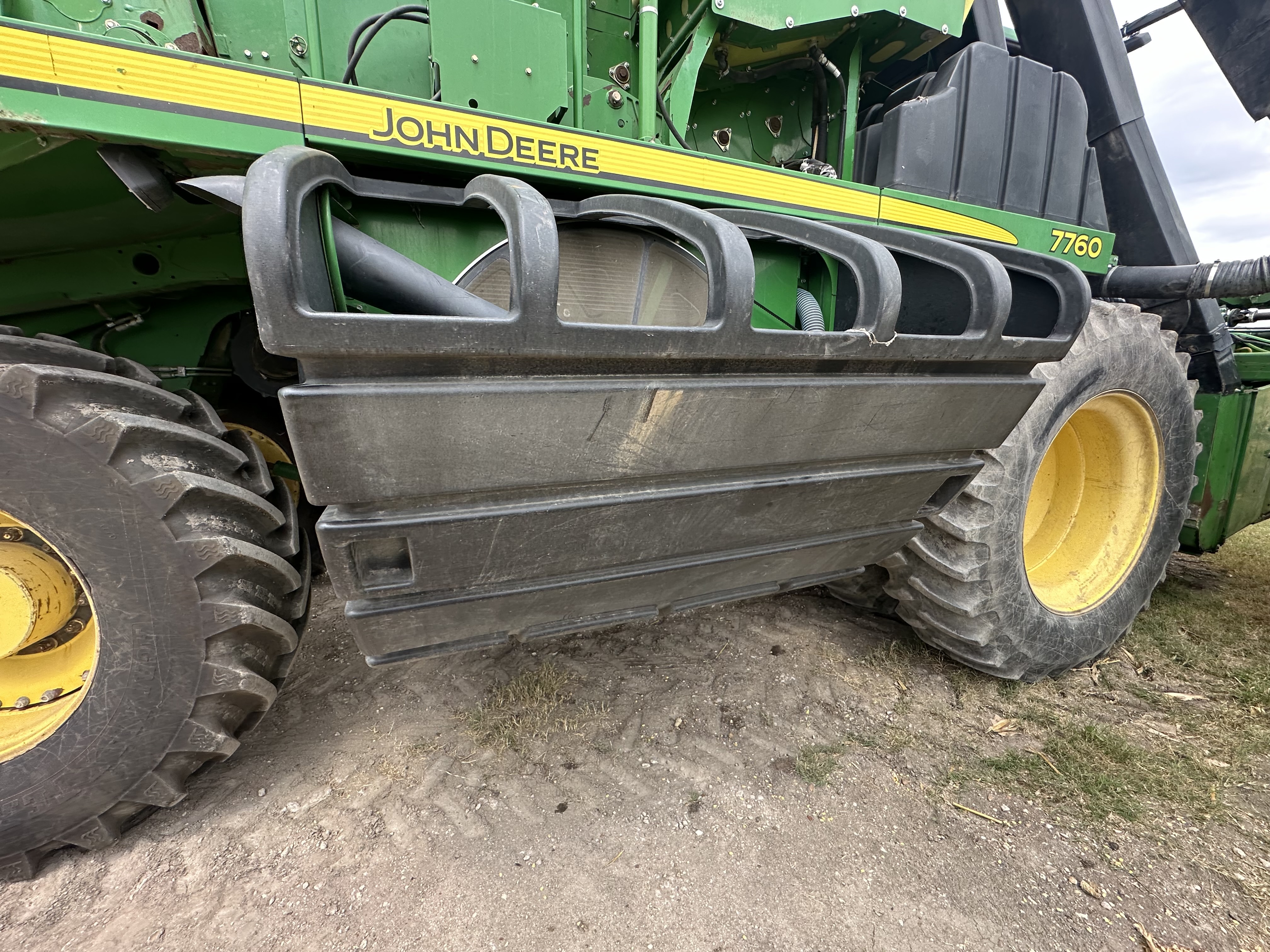 2012 John Deere 7760 Cotton Equipment
