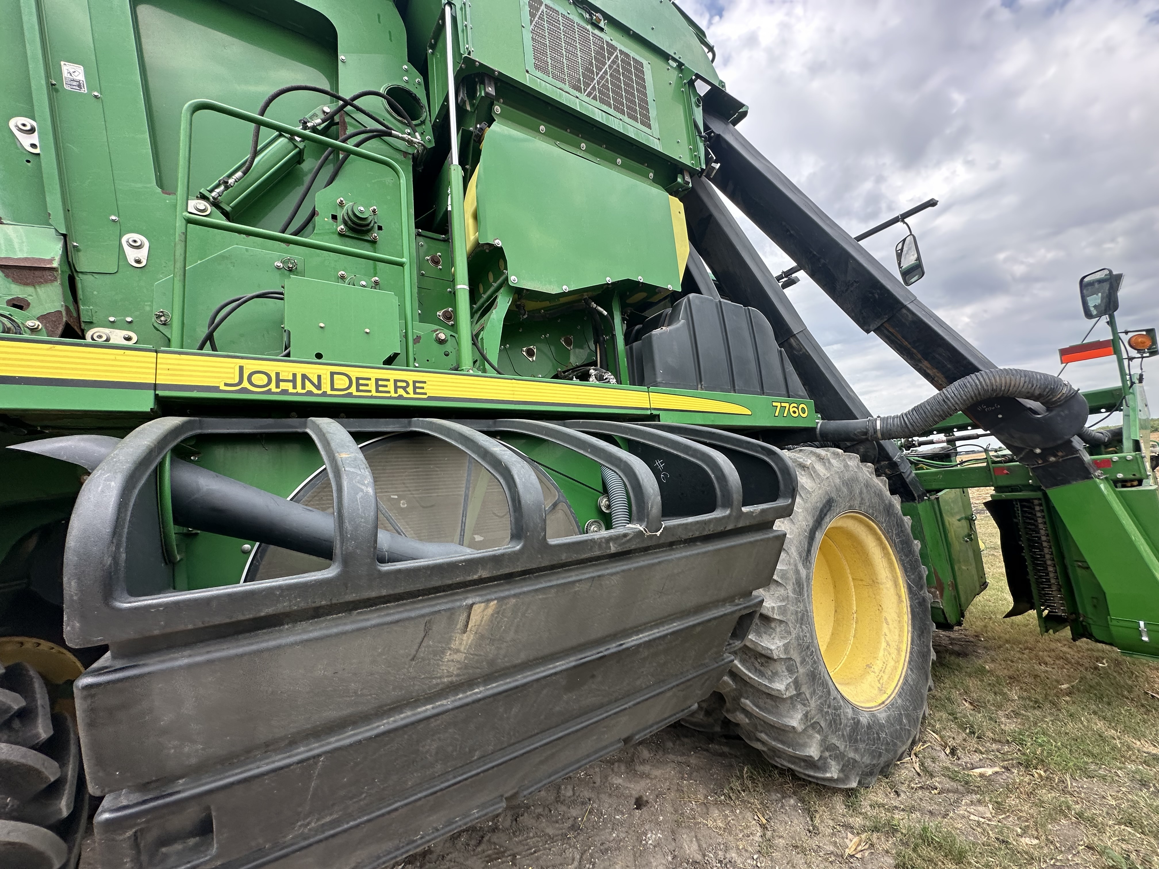 2012 John Deere 7760 Cotton Equipment