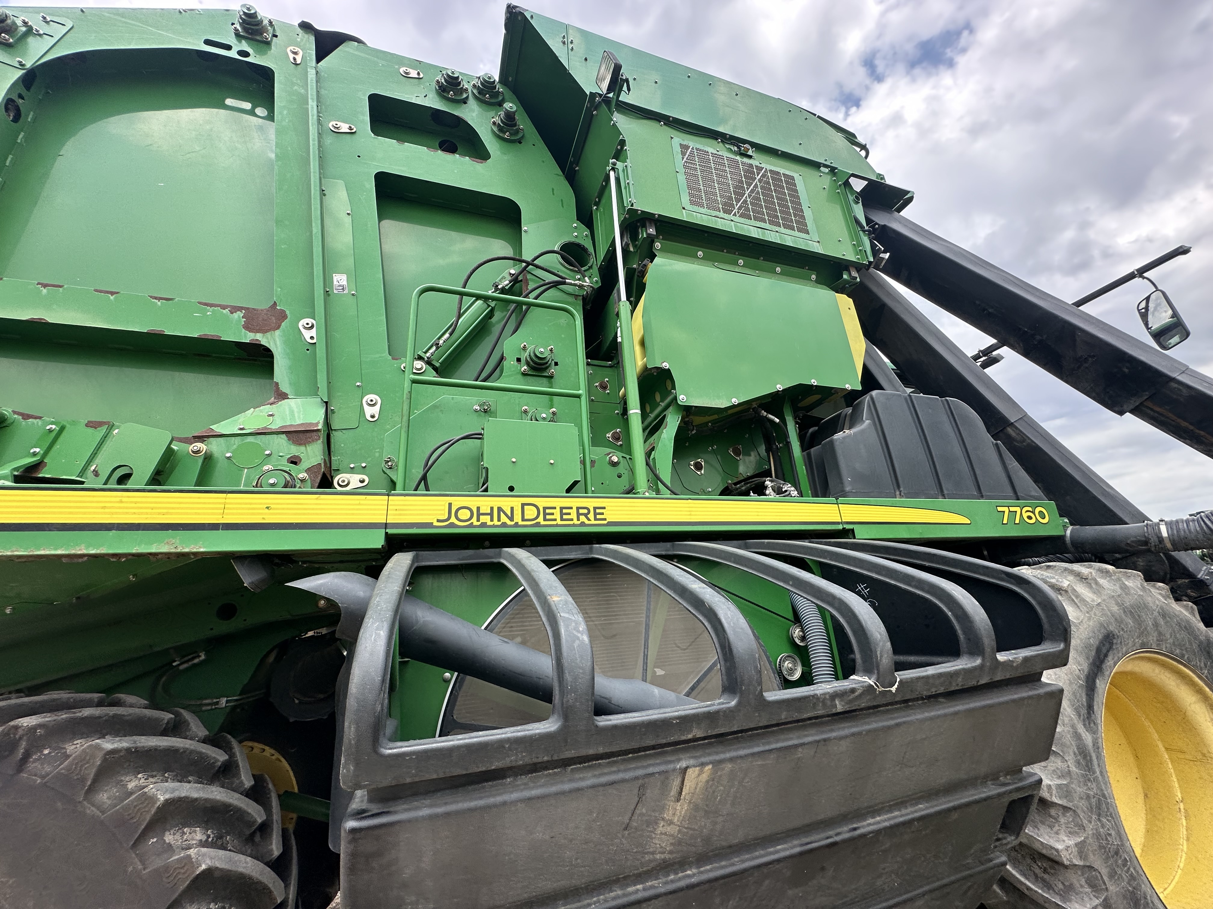 2012 John Deere 7760 Cotton Equipment