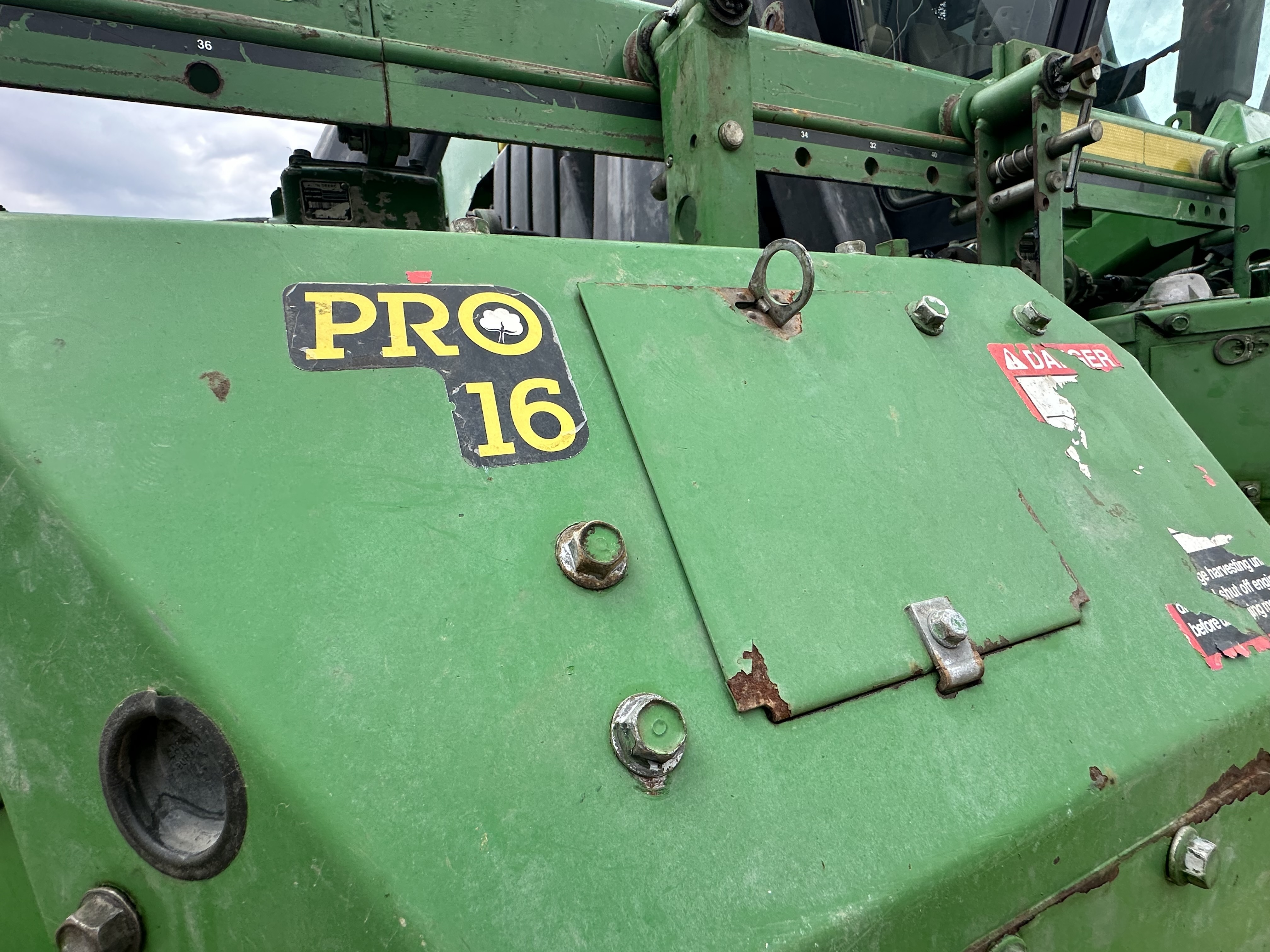 2012 John Deere 7760 Cotton Equipment