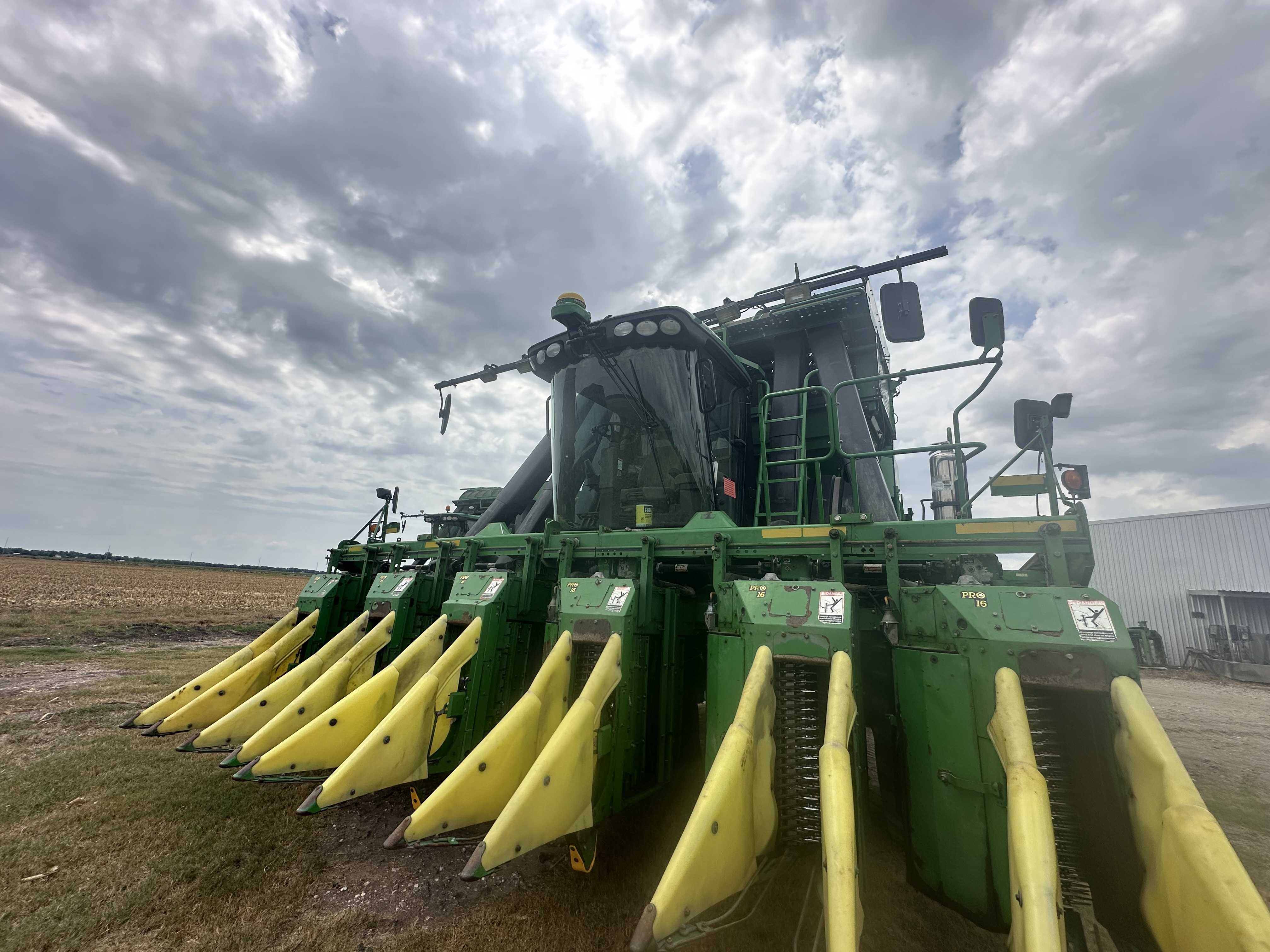 2012 John Deere 7760 Cotton Equipment