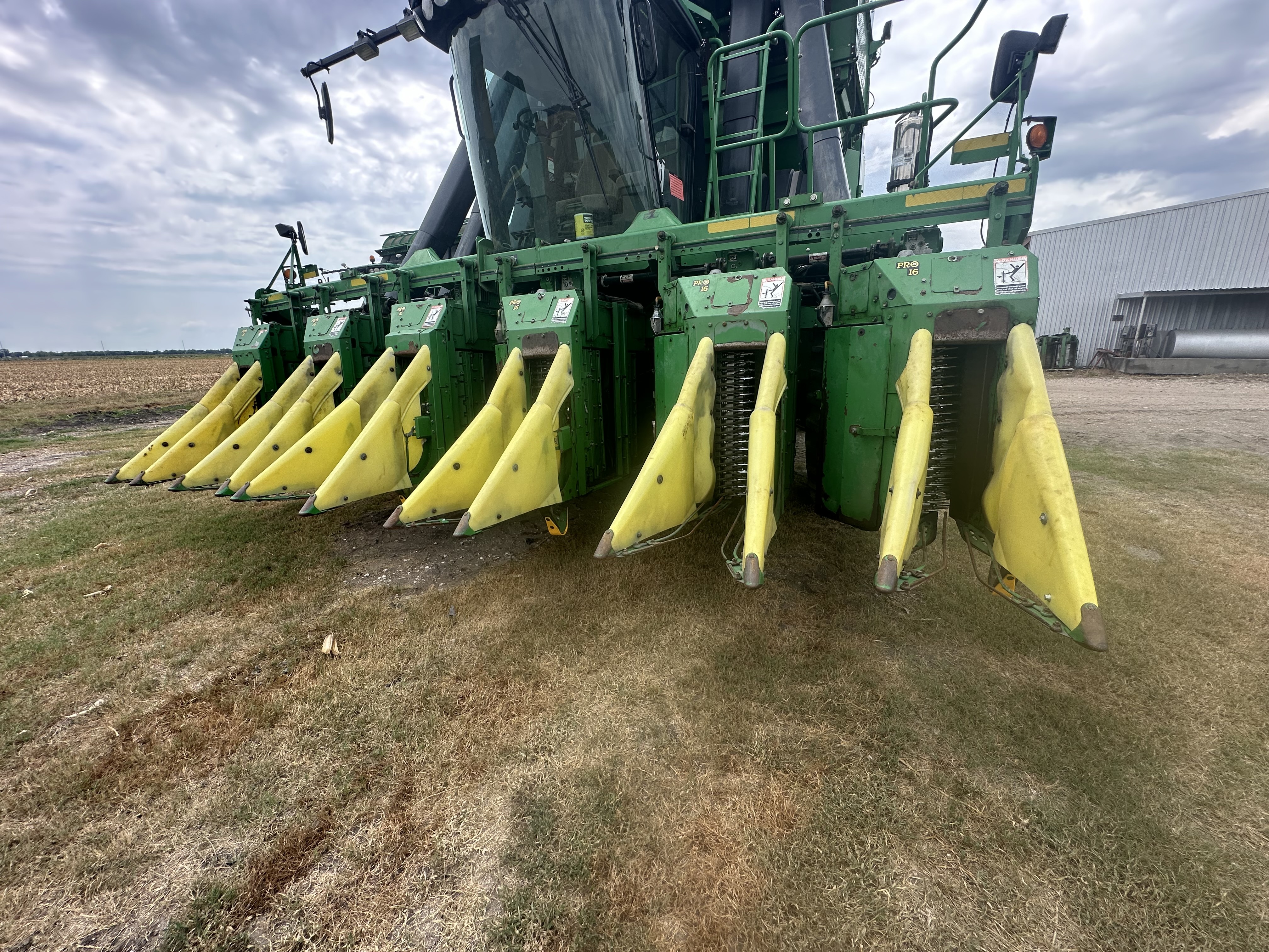 2012 John Deere 7760 Cotton Equipment