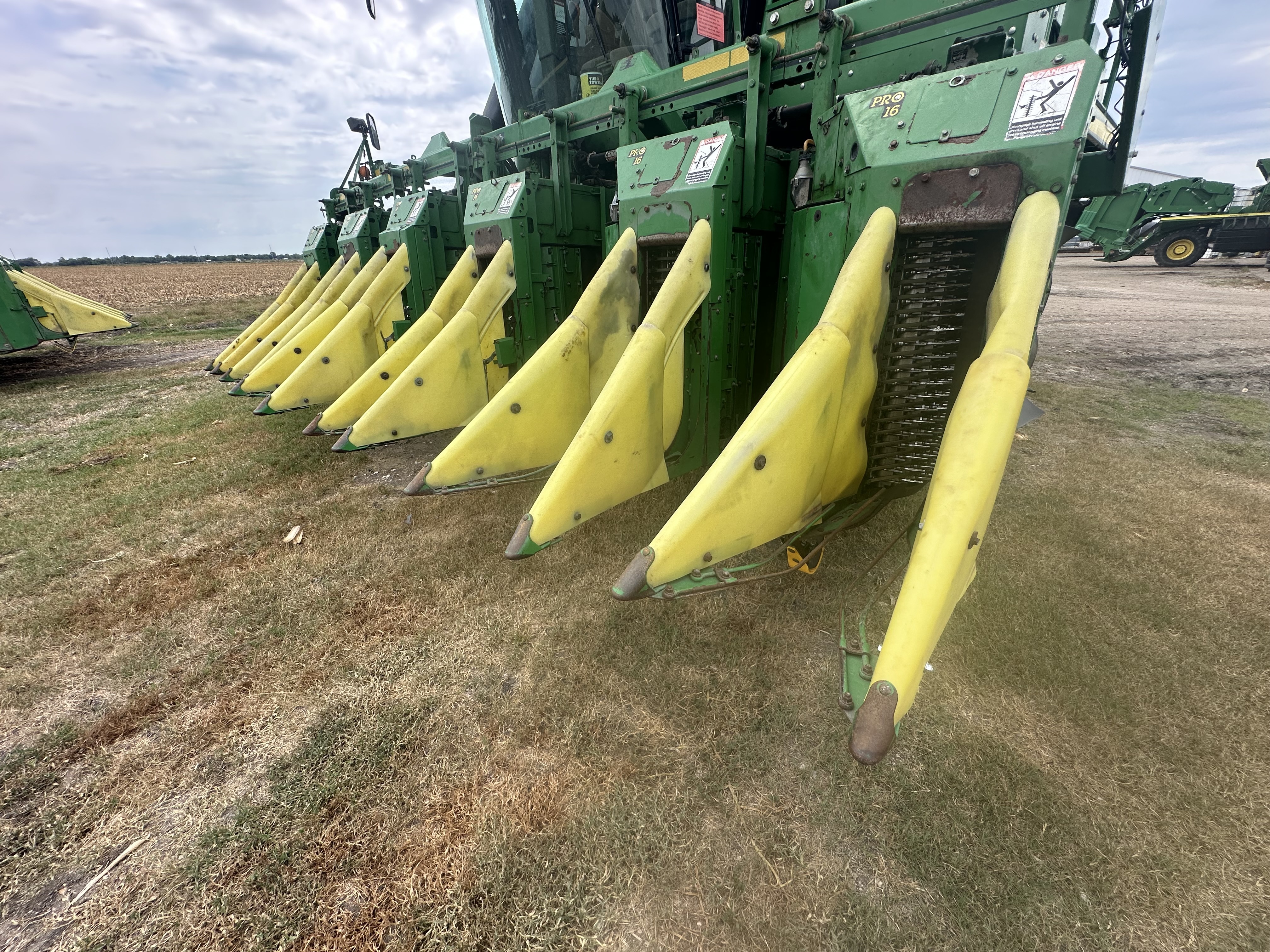 2012 John Deere 7760 Cotton Equipment