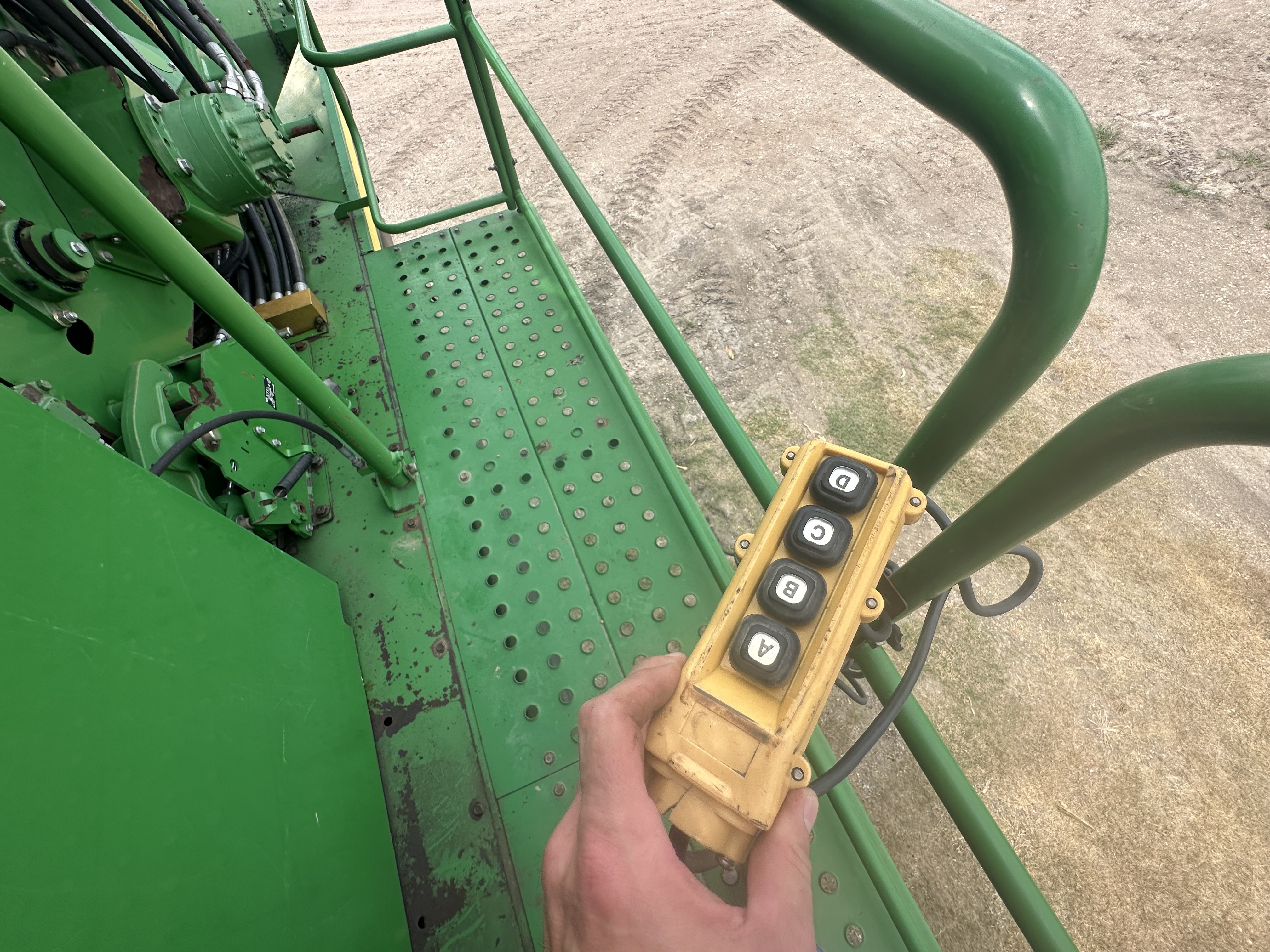 2012 John Deere 7760 Cotton Equipment