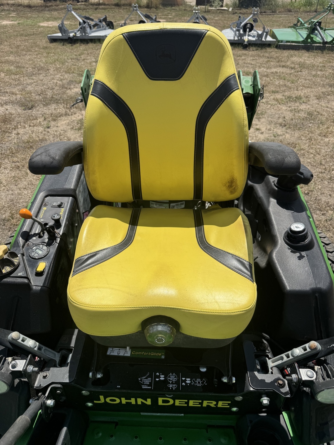 2021 John Deere Z950M Lawn Mower