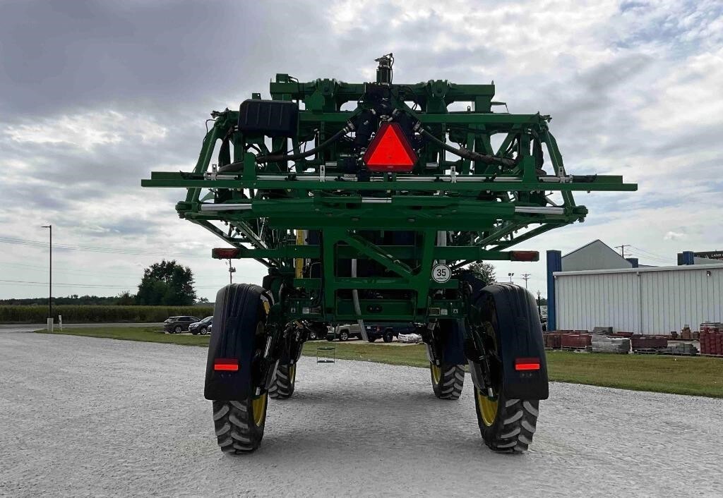 2024 John Deere 410R Self-Propelled Sprayer