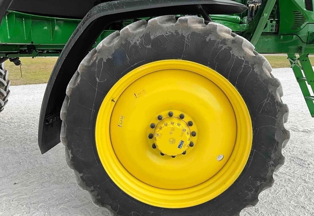 2024 John Deere 410R Self-Propelled Sprayer