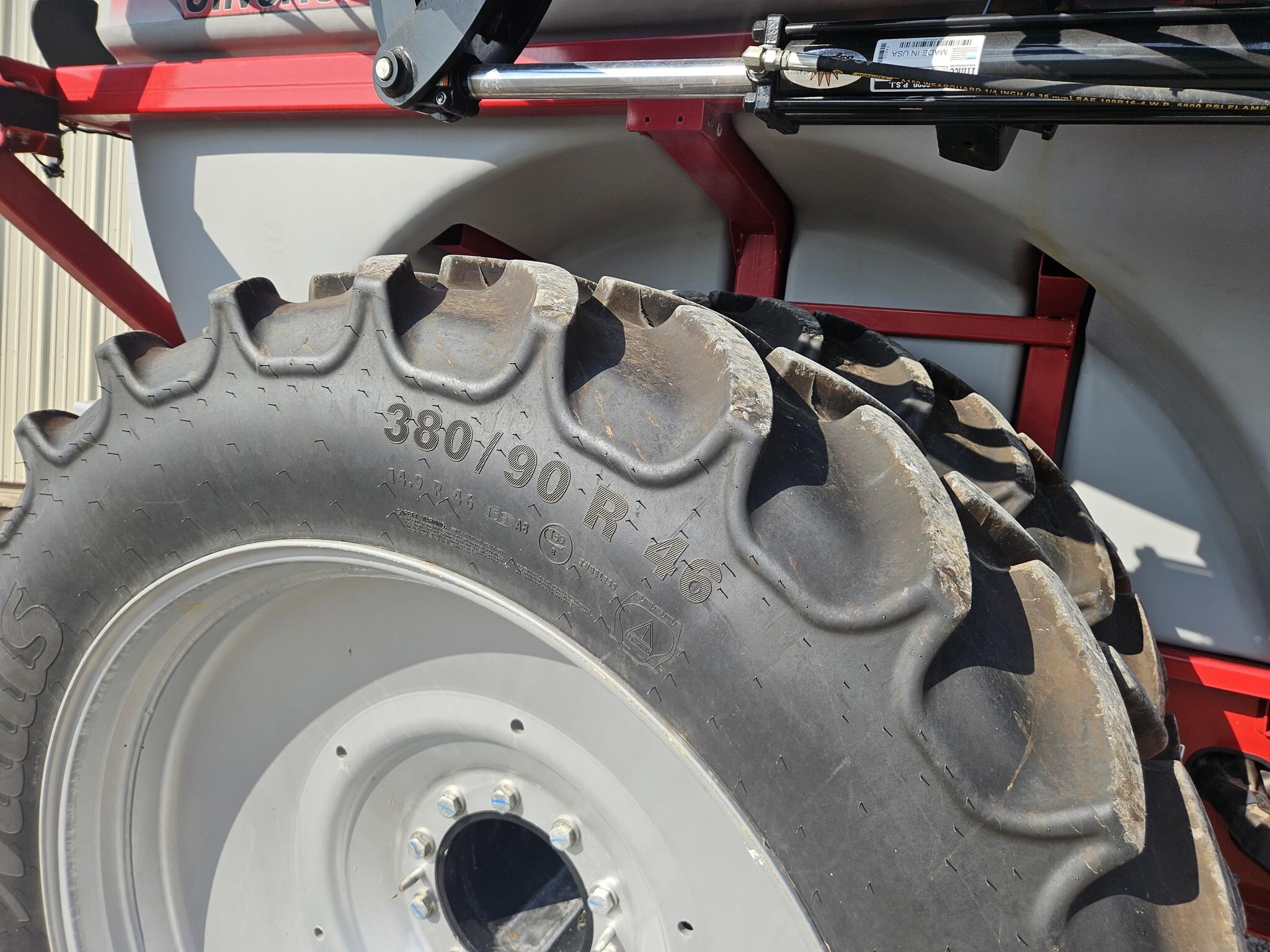 2023 Unverferth NutriMax 1800 Toolbar