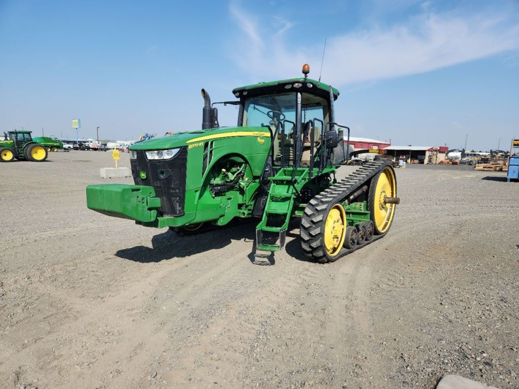 2015 John Deere 8370RT Tractor