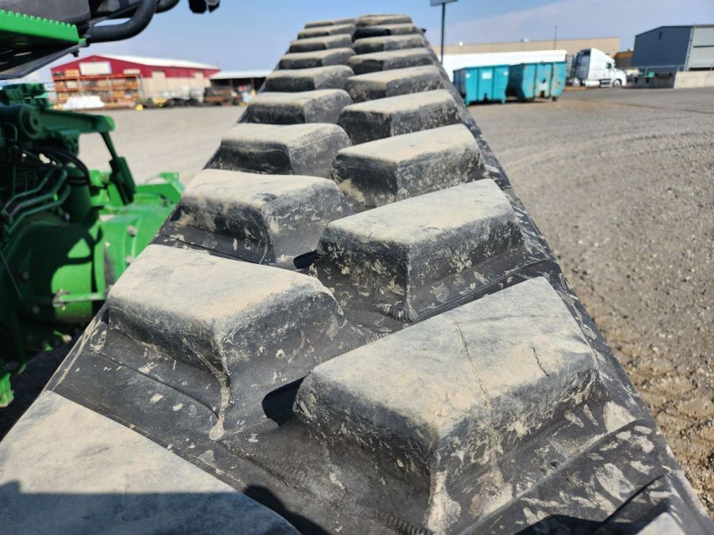 2015 John Deere 8370RT Tractor