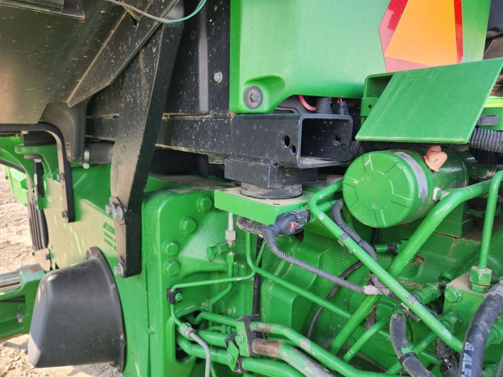 2015 John Deere 8370RT Tractor