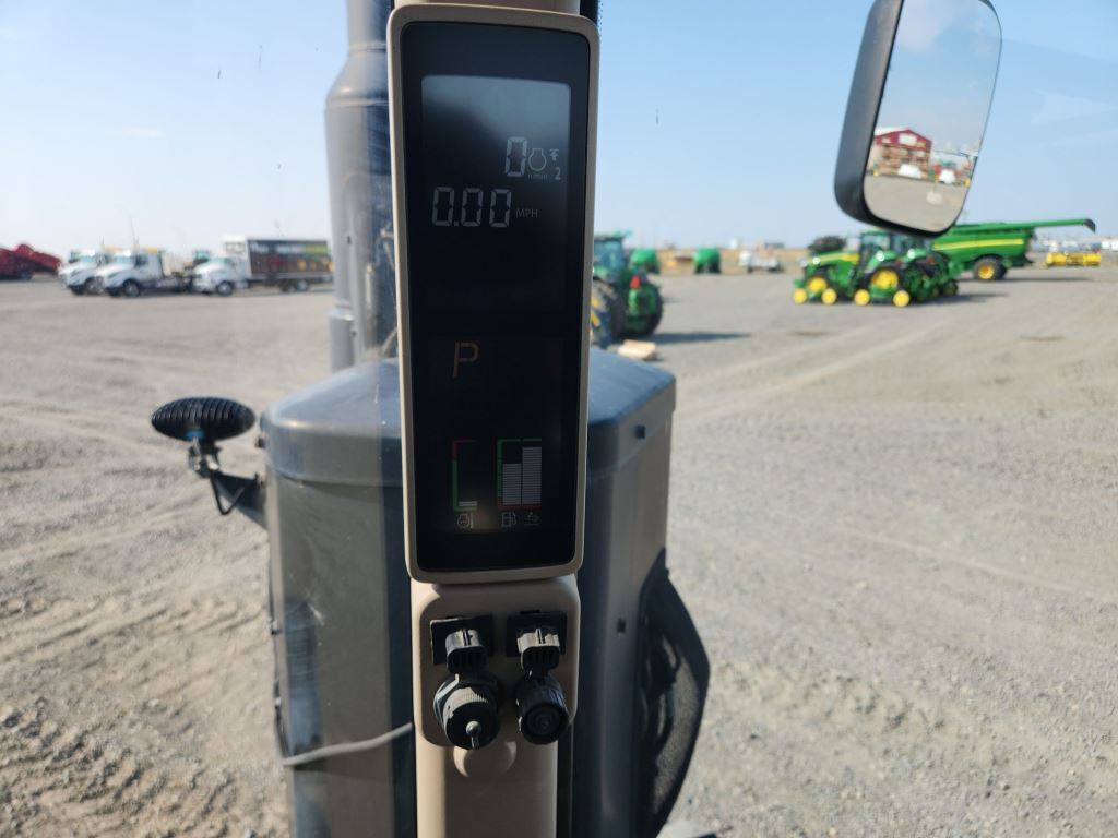 2015 John Deere 8370RT Tractor