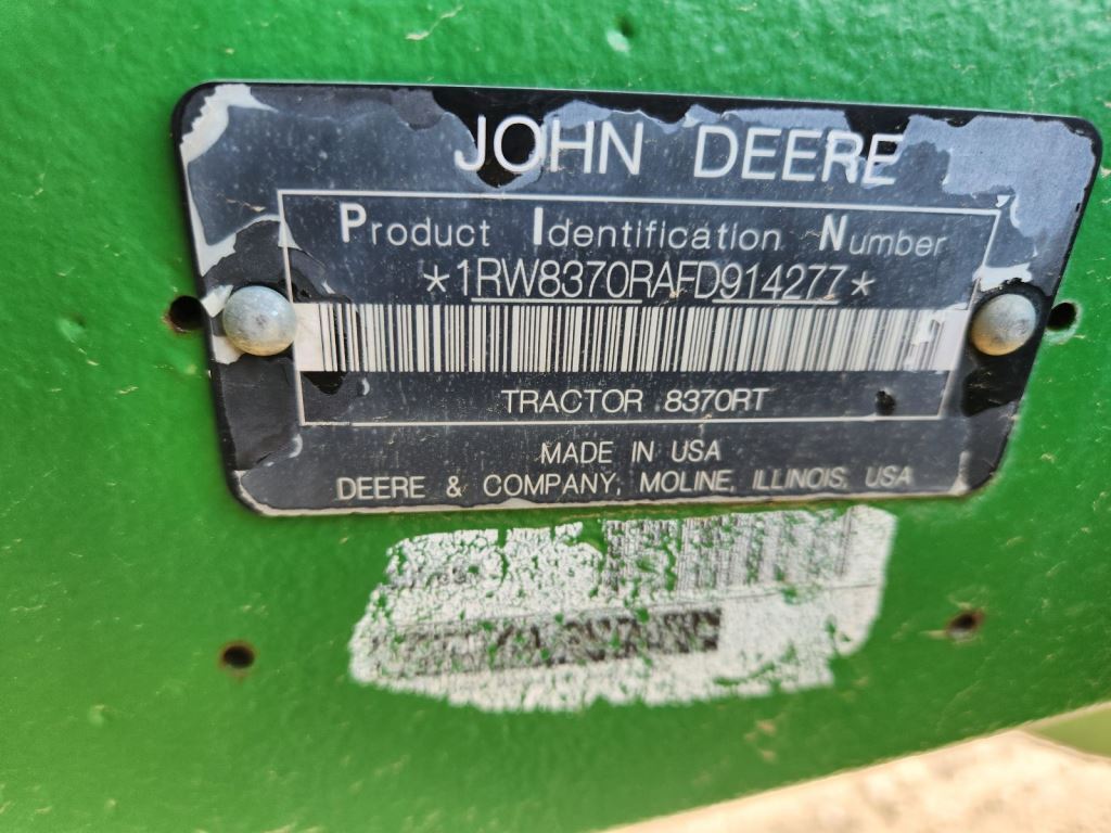 2015 John Deere 8370RT Tractor