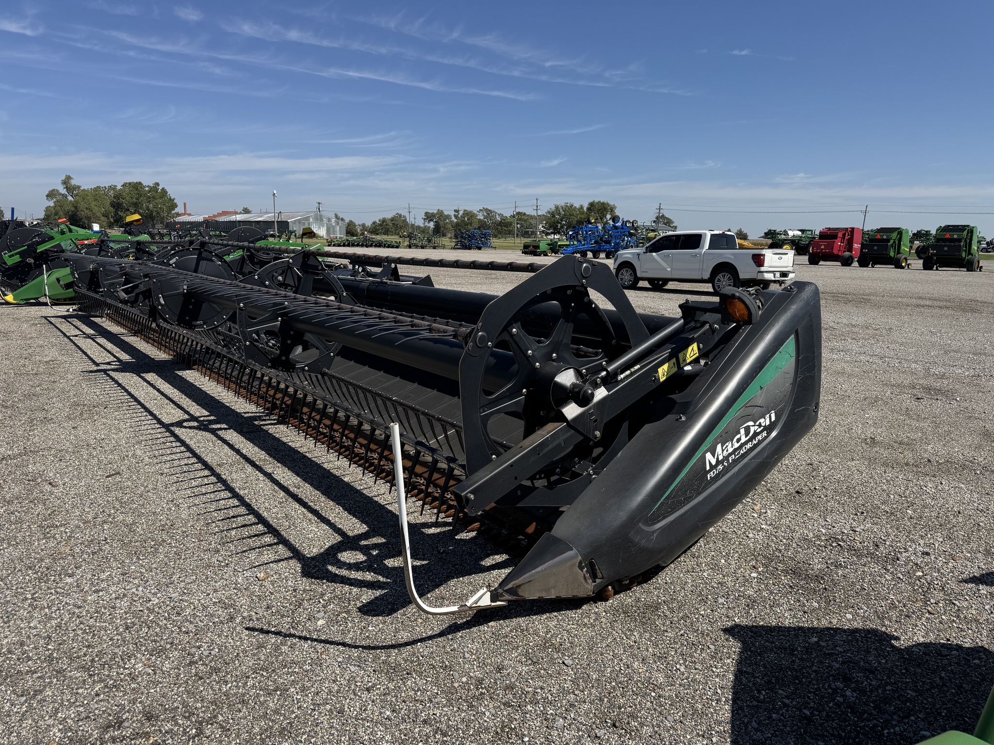 2013 MacDon FD75 Platform
