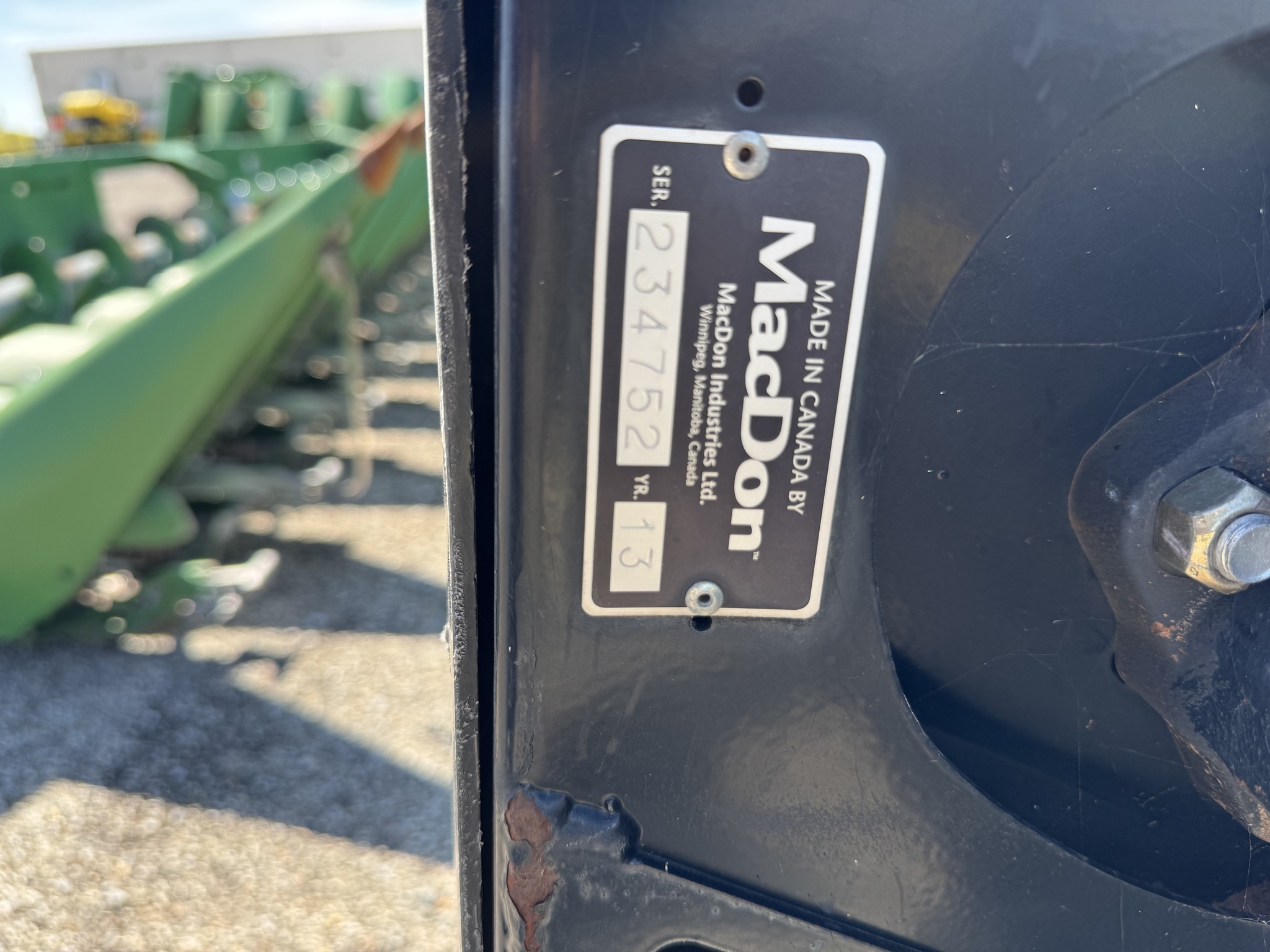 2013 MacDon FD75 Platform