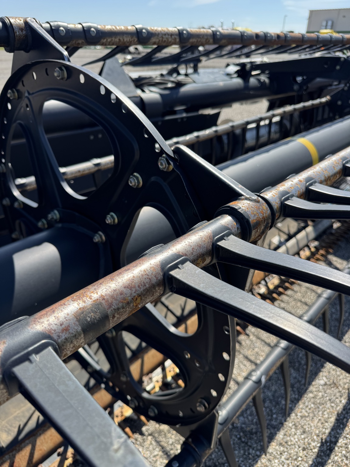 2013 MacDon FD75 Platform