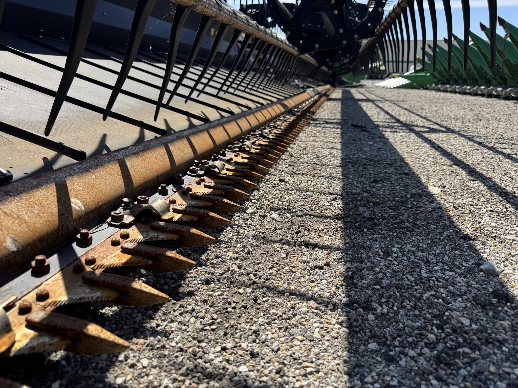 2013 MacDon FD75 Platform