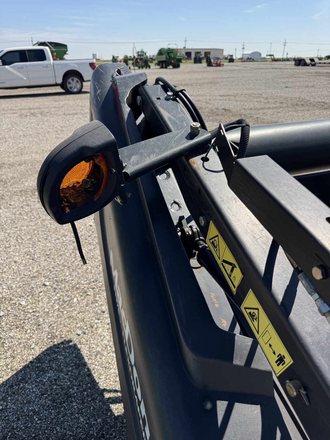 2013 MacDon FD75 Platform