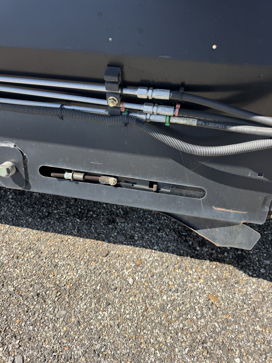 2013 MacDon FD75 Platform