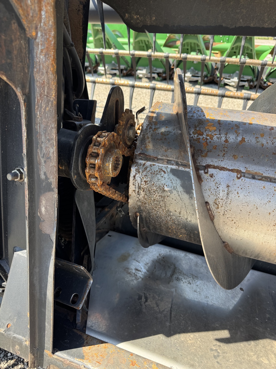 2013 MacDon FD75 Platform