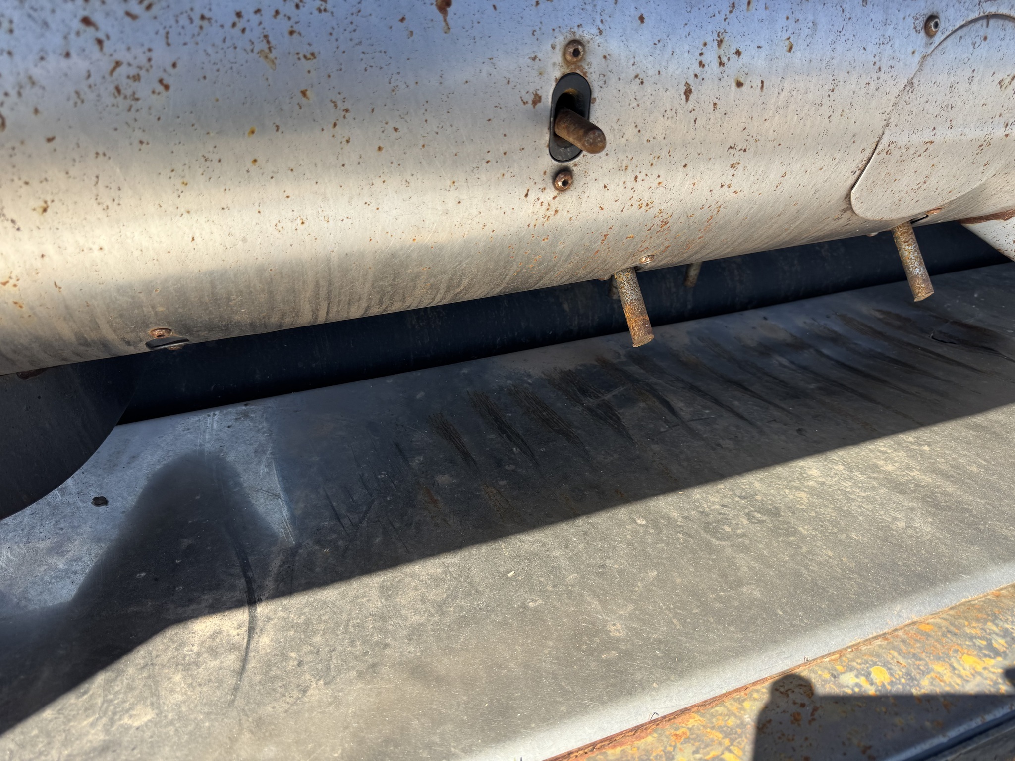 2013 MacDon FD75 Platform