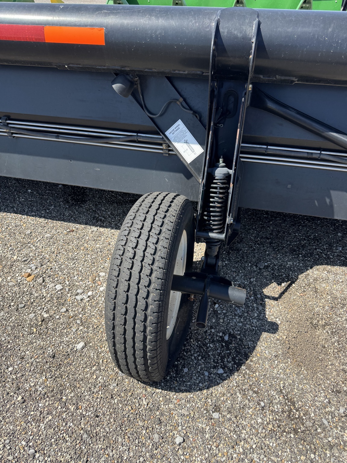 2013 MacDon FD75 Platform