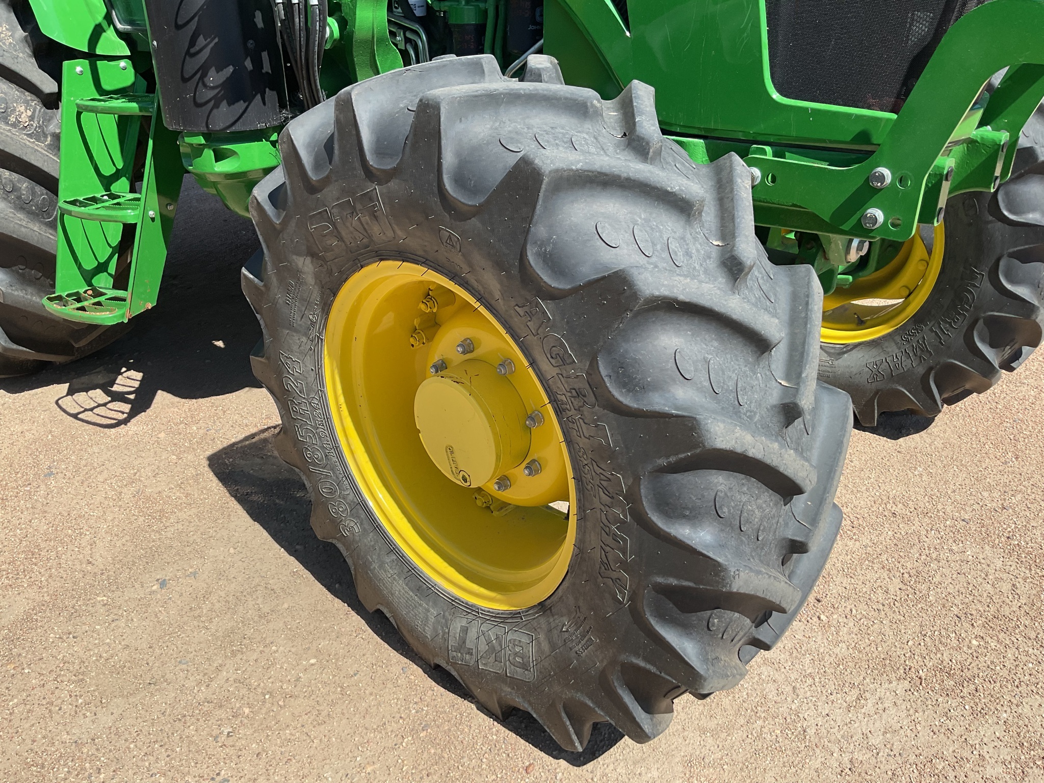 2023 John Deere 6120E Tractor