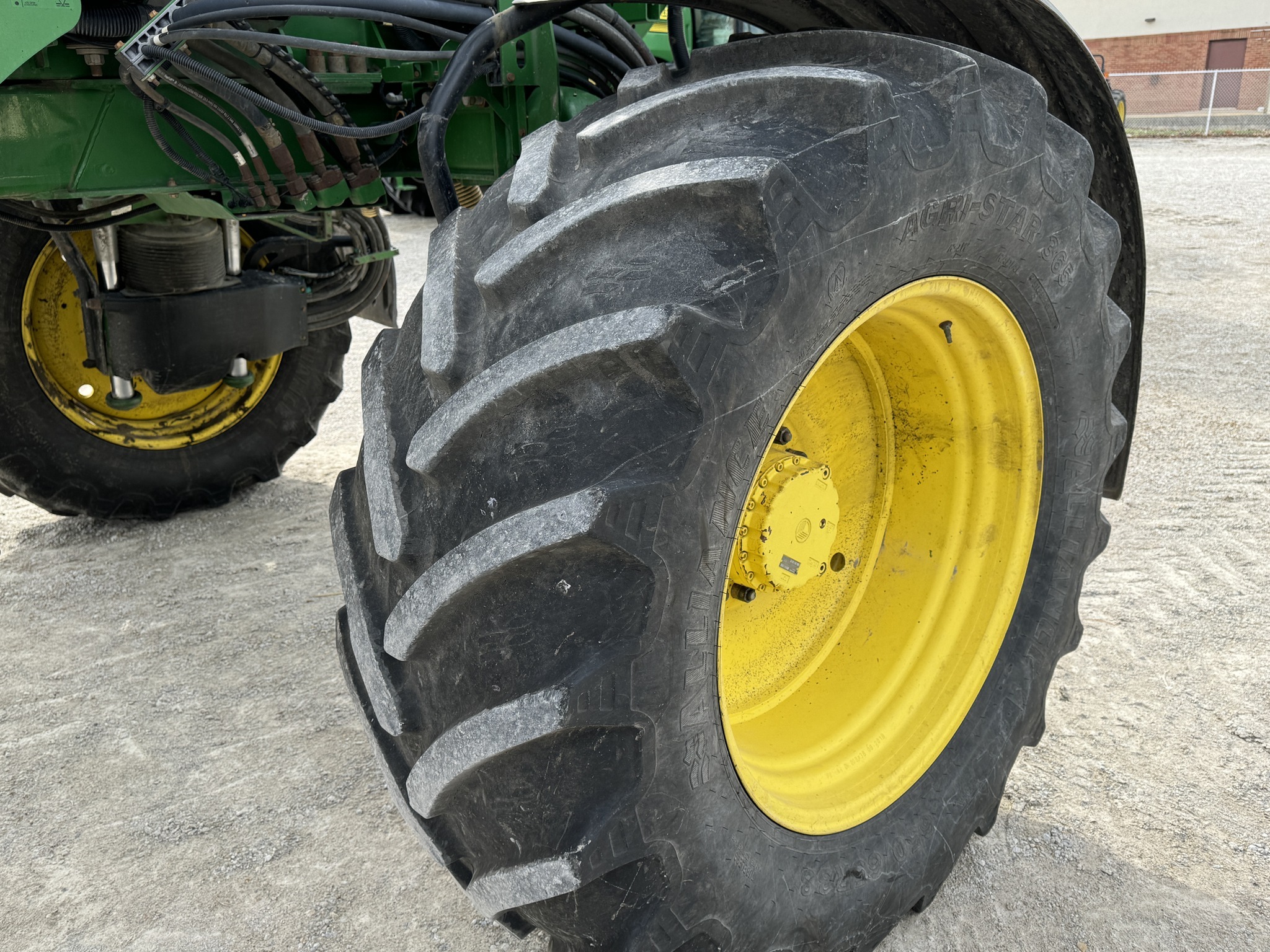 2019 John Deere R4044 Self-Propelled Sprayer