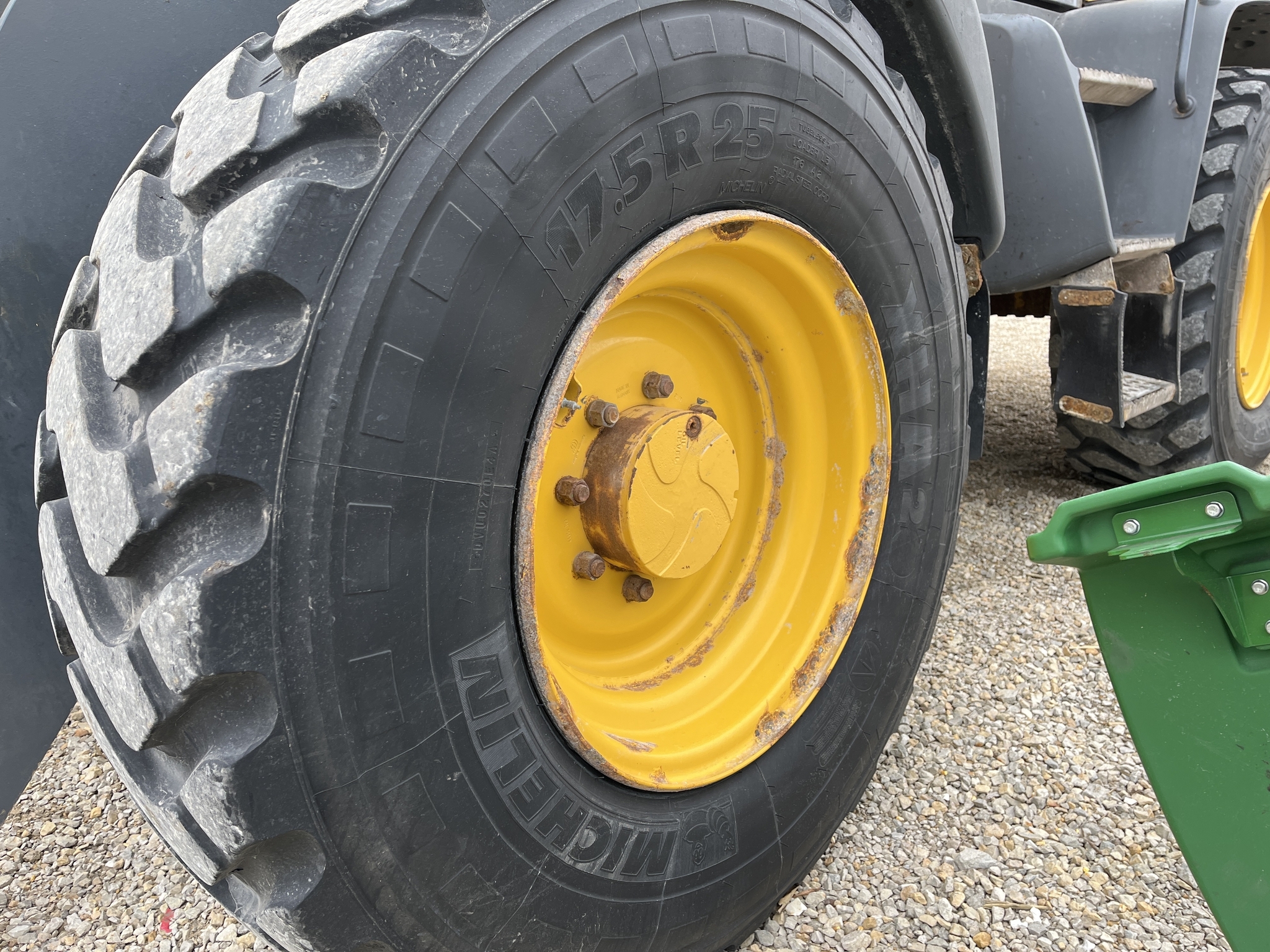 2019 John Deere 344L Front End Loader