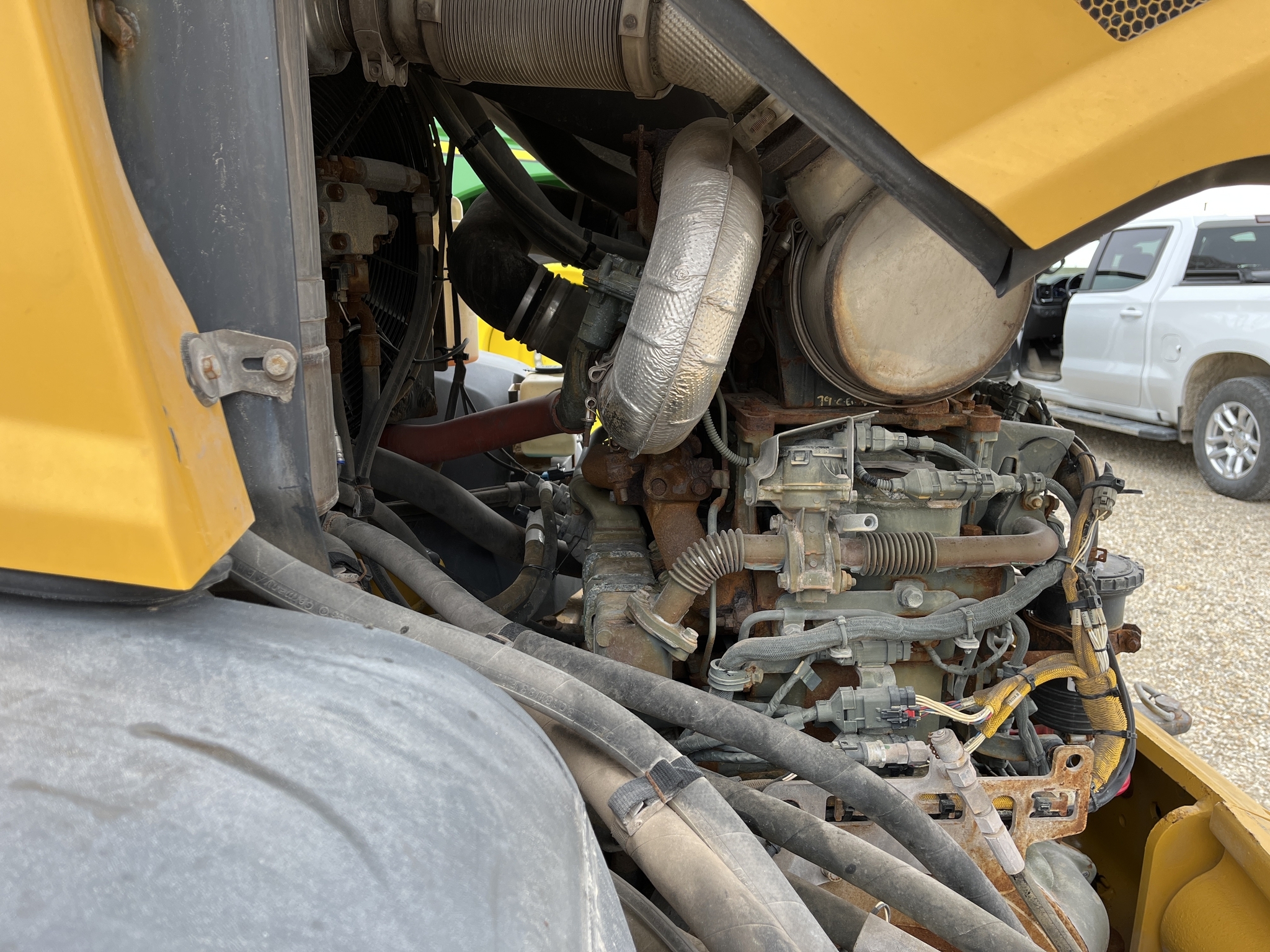 2019 John Deere 344L Front End Loader