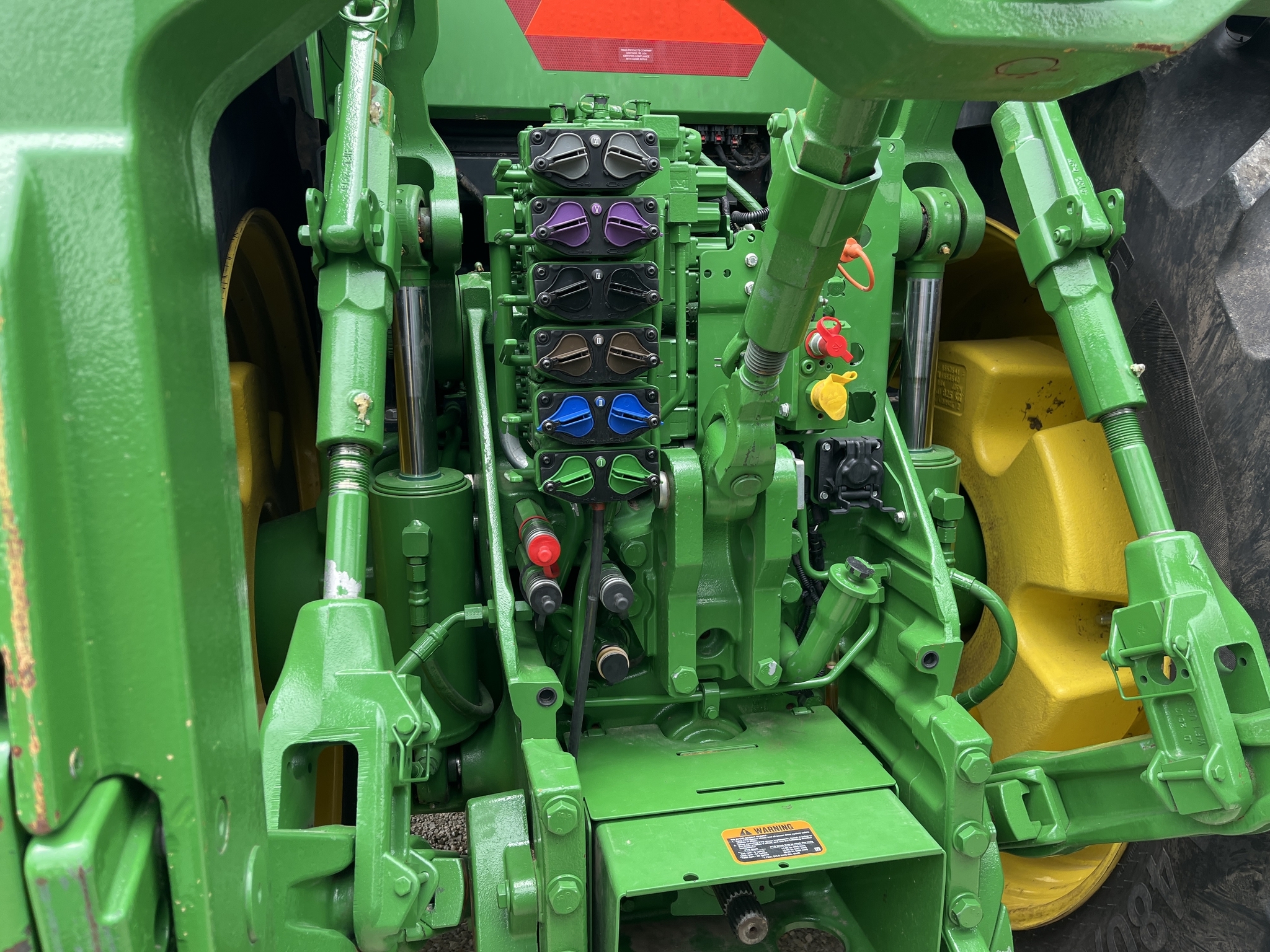 2022 John Deere 8R 370 Tractor