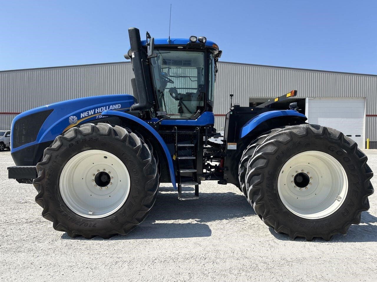 2012 New Holland T9.505 Tractor