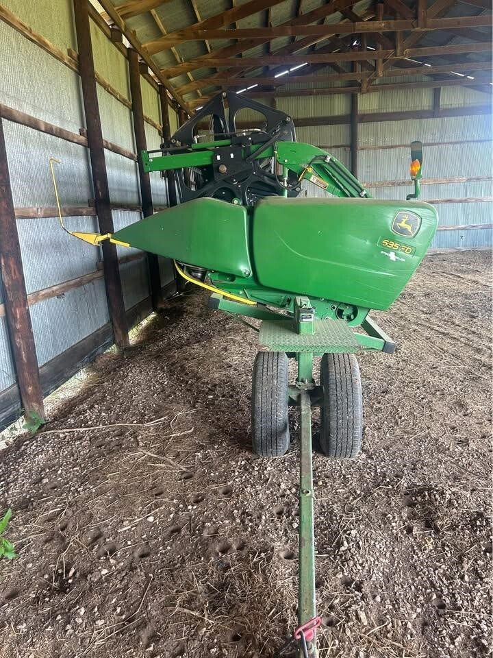 2014 John Deere 635FD Platform