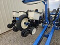  Kinze 3200 Planter