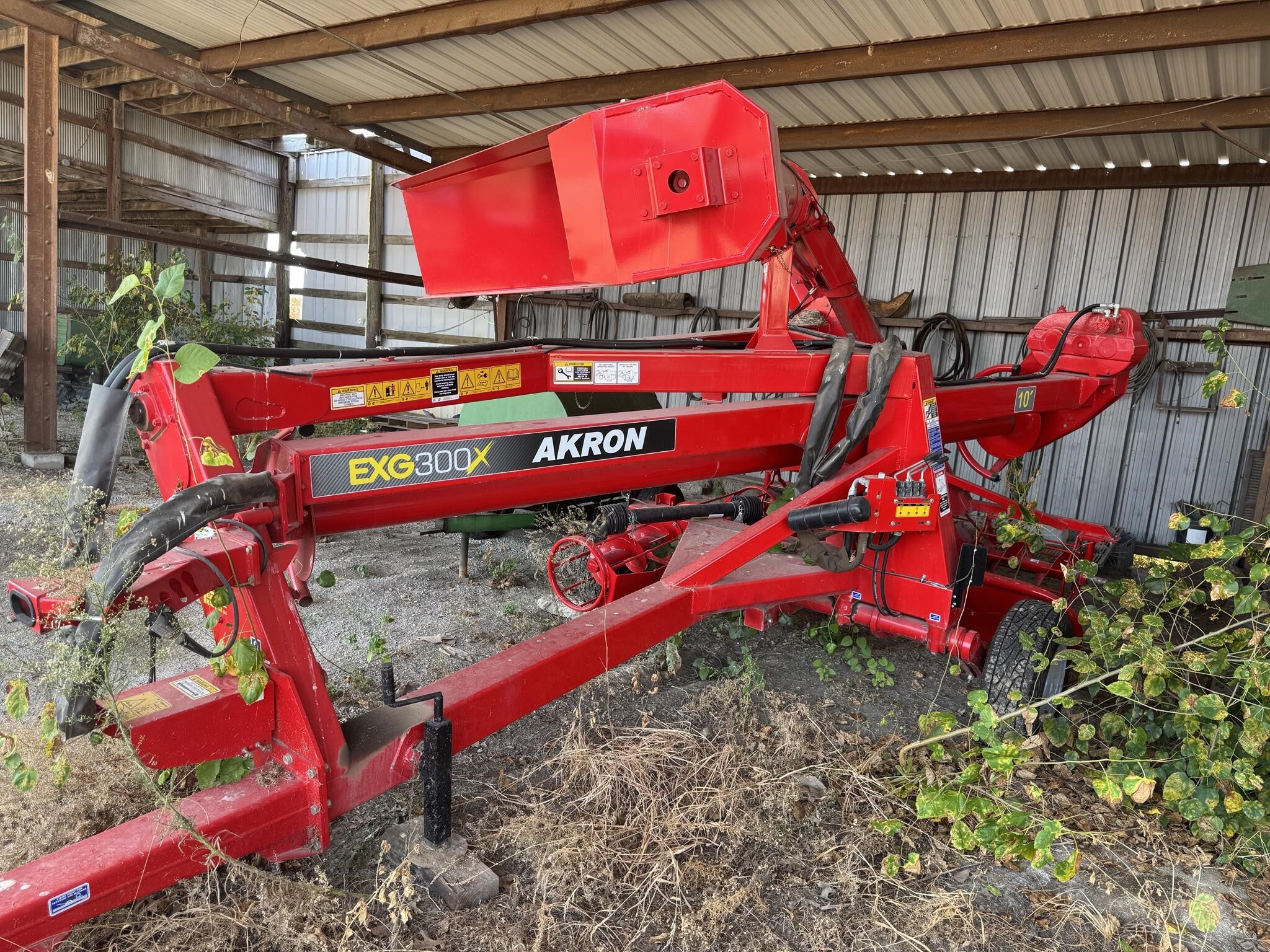  Akron EXG300X Grain Bag Unloader