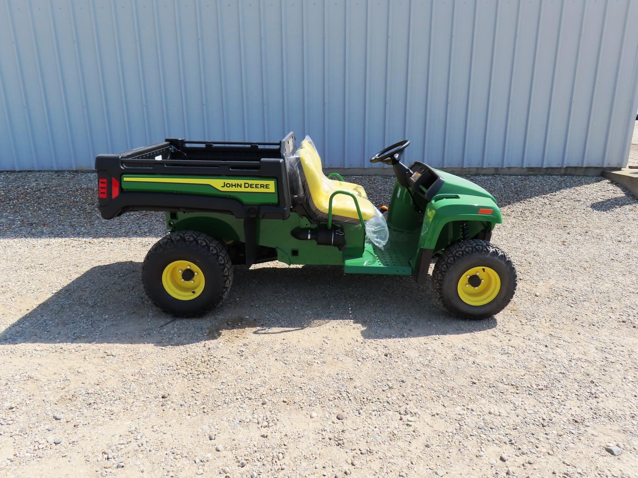 2025 John Deere Gator TX ATVs and Utility Vehicle