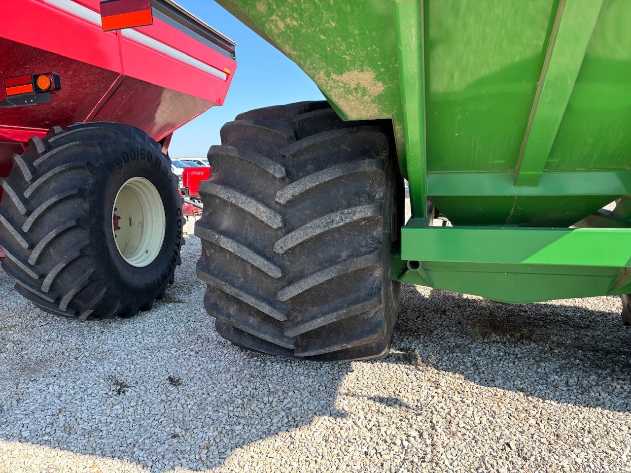2012 J&M 1250-20S Grain Cart