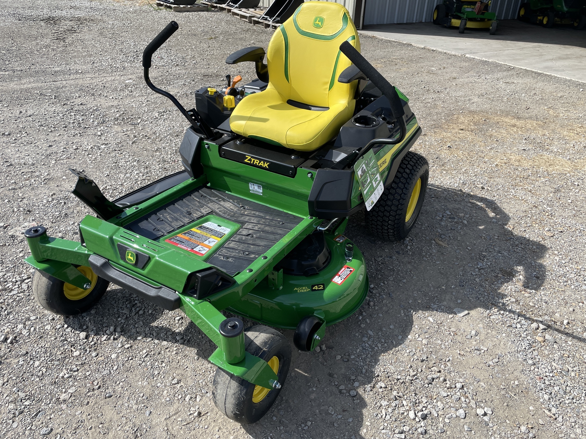 2025 John Deere Z320R Lawn Mower