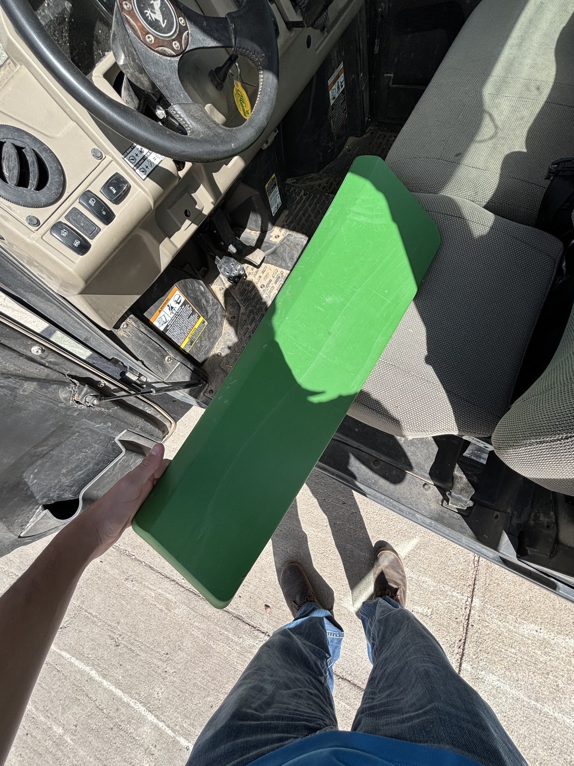 2023 John Deere XUV835R ATVs and Utility Vehicle