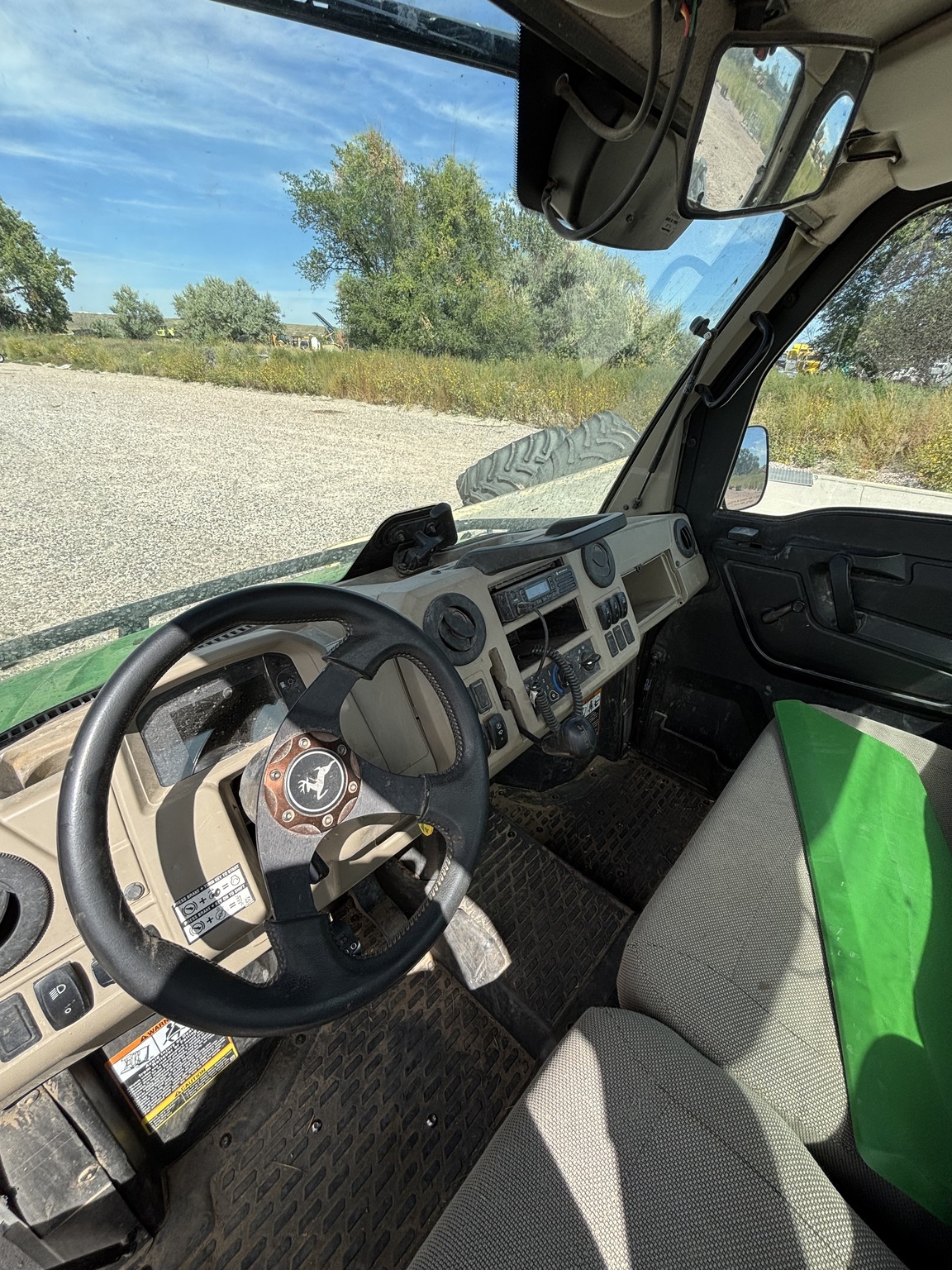 2023 John Deere XUV835R ATVs and Utility Vehicle