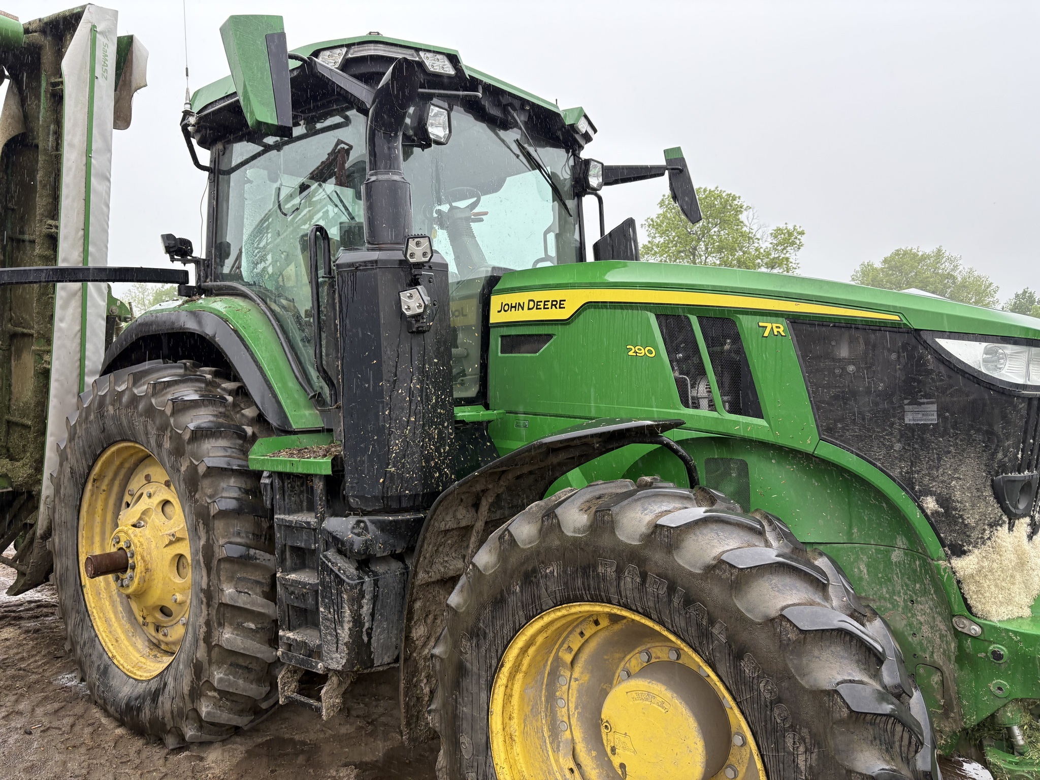 2020 John Deere 7R 290 Tractor
