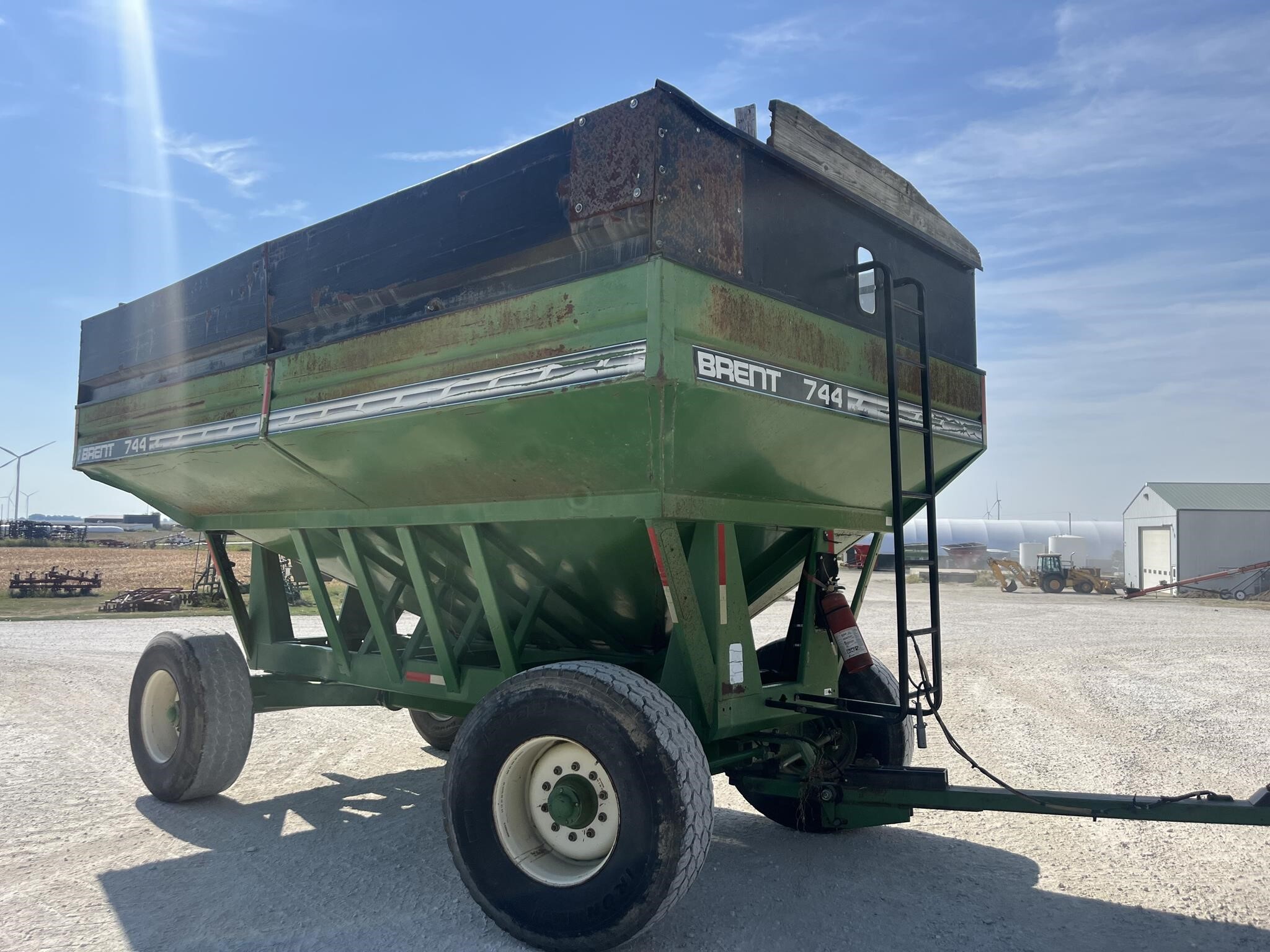  Brent 744 Gravity Wagon