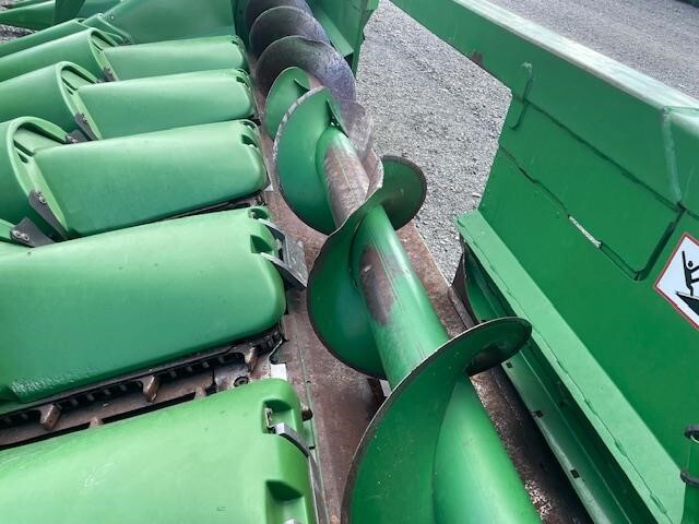 2010 John Deere 606C Corn Head